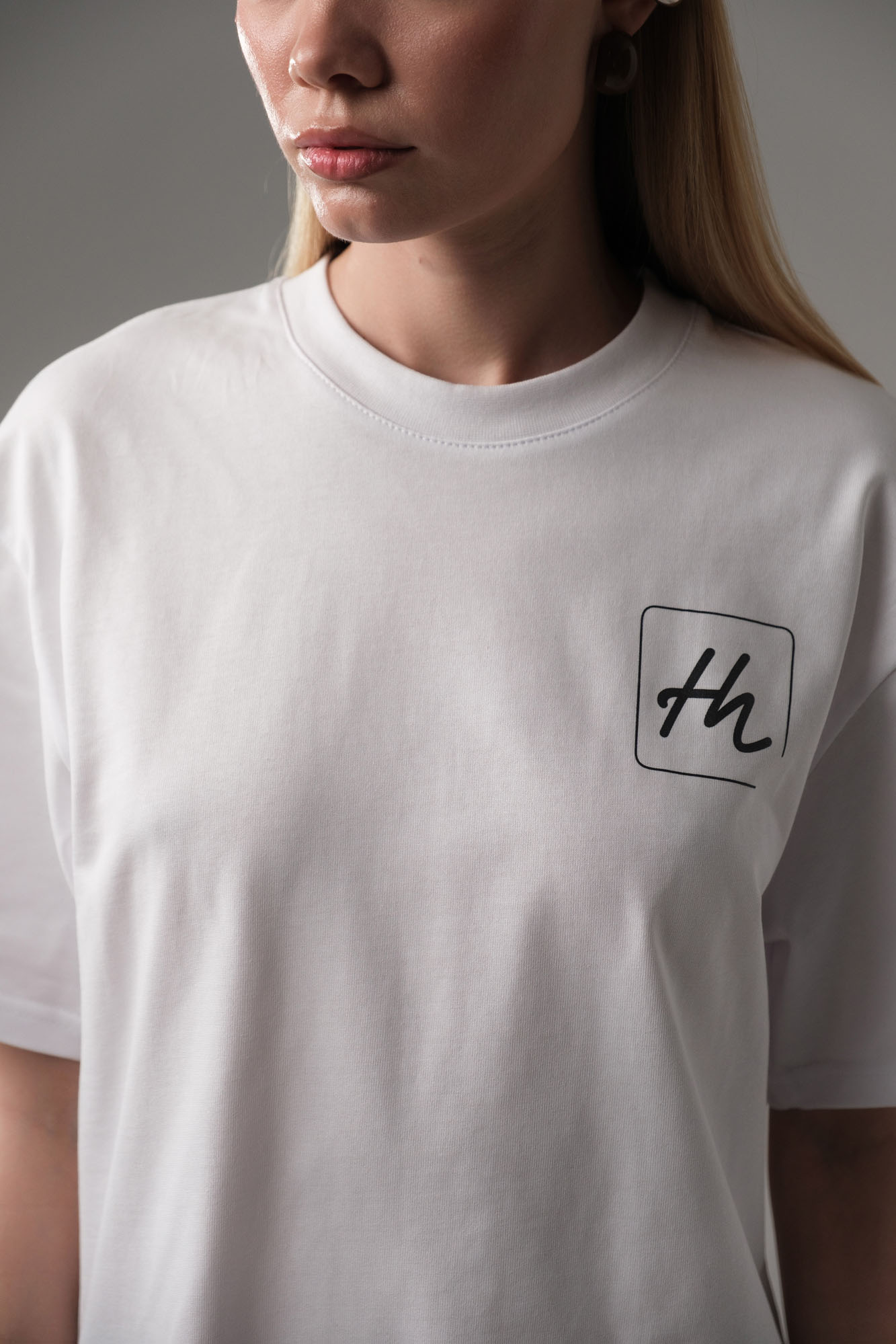 W-251-P-22-0164 футболка the hills 