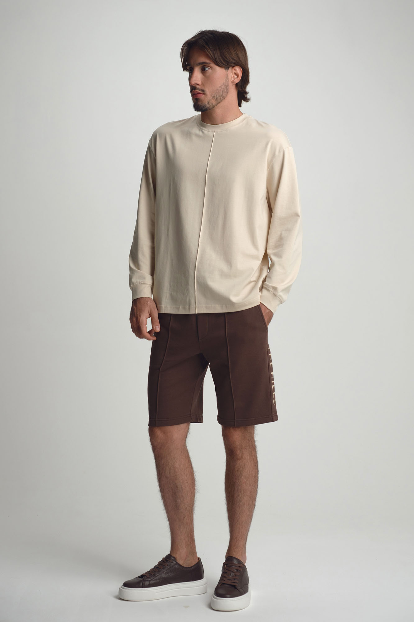 M-252-P-22-0704 Лонгслив The Hills Бежевый