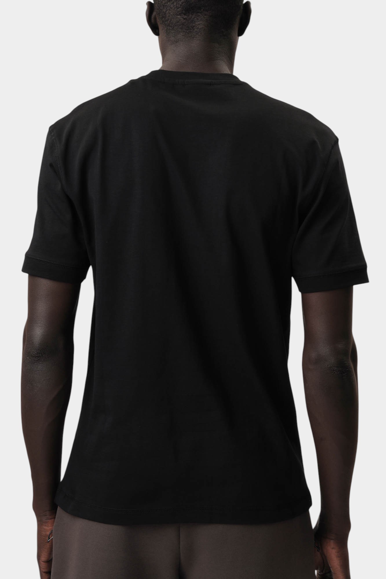 Футболка EA7 Черный