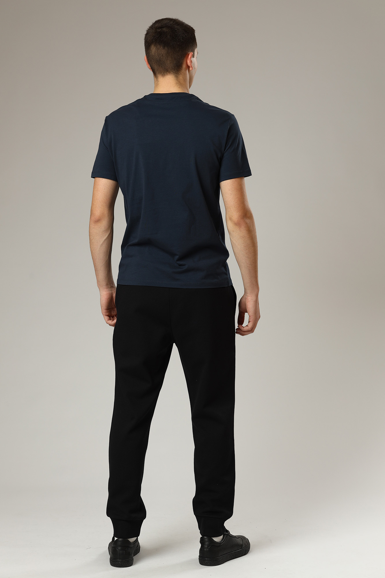 3LZPAQ_ZJ5UZ Брюки спортивные джоггеры Armani Exchange Черный