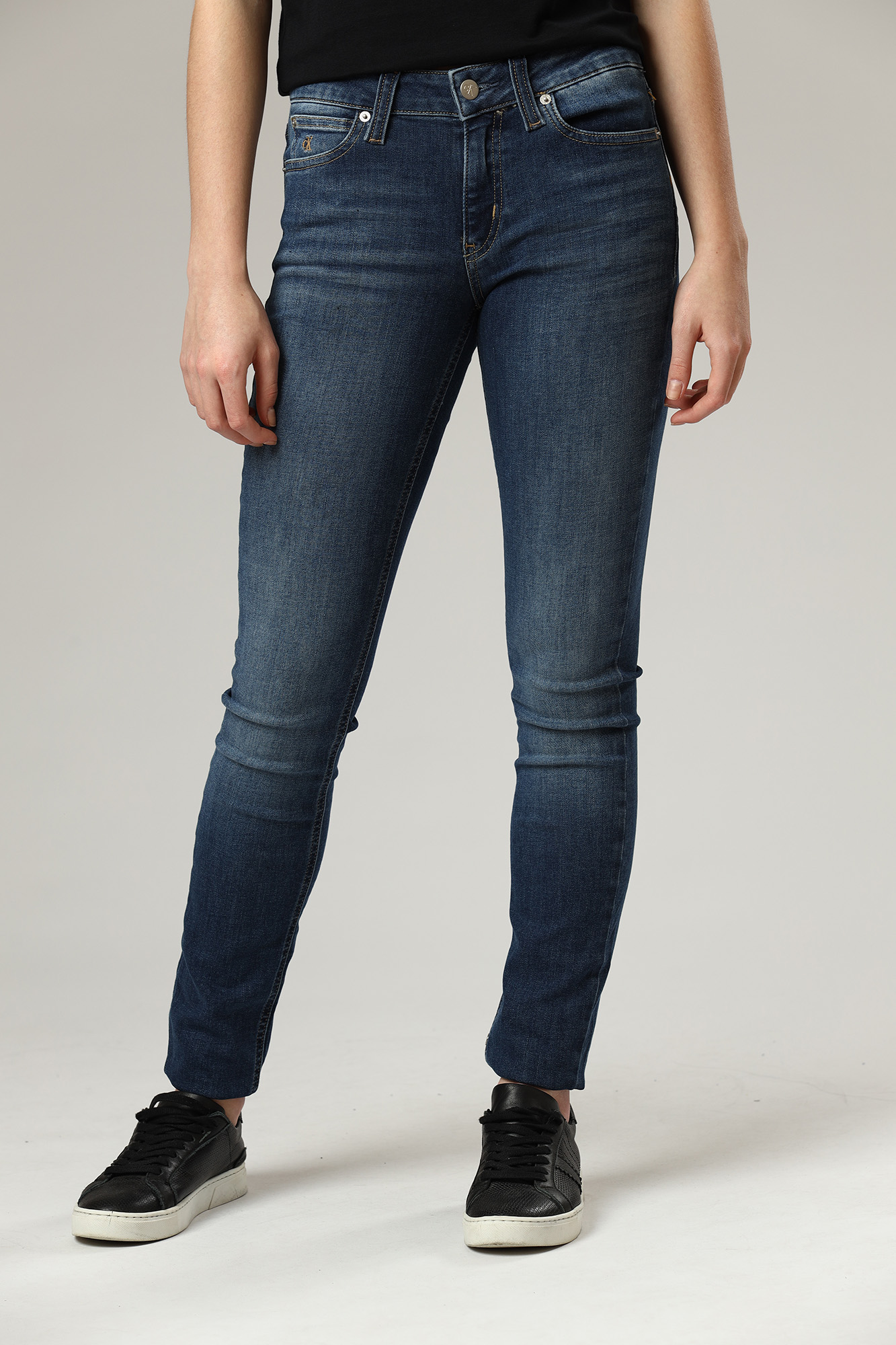 calvin klein jeans mid rise skinny jeans