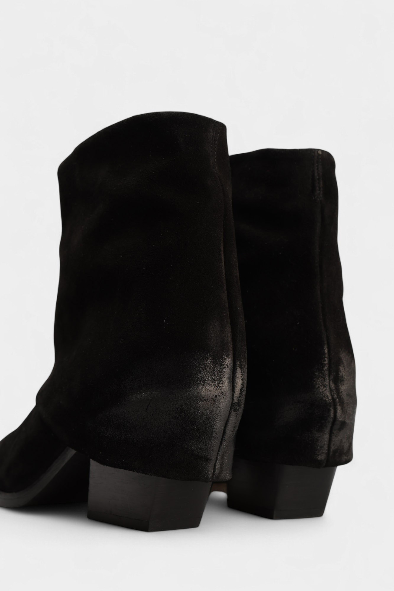 16-241K58 Казаки Marc Cony Черный