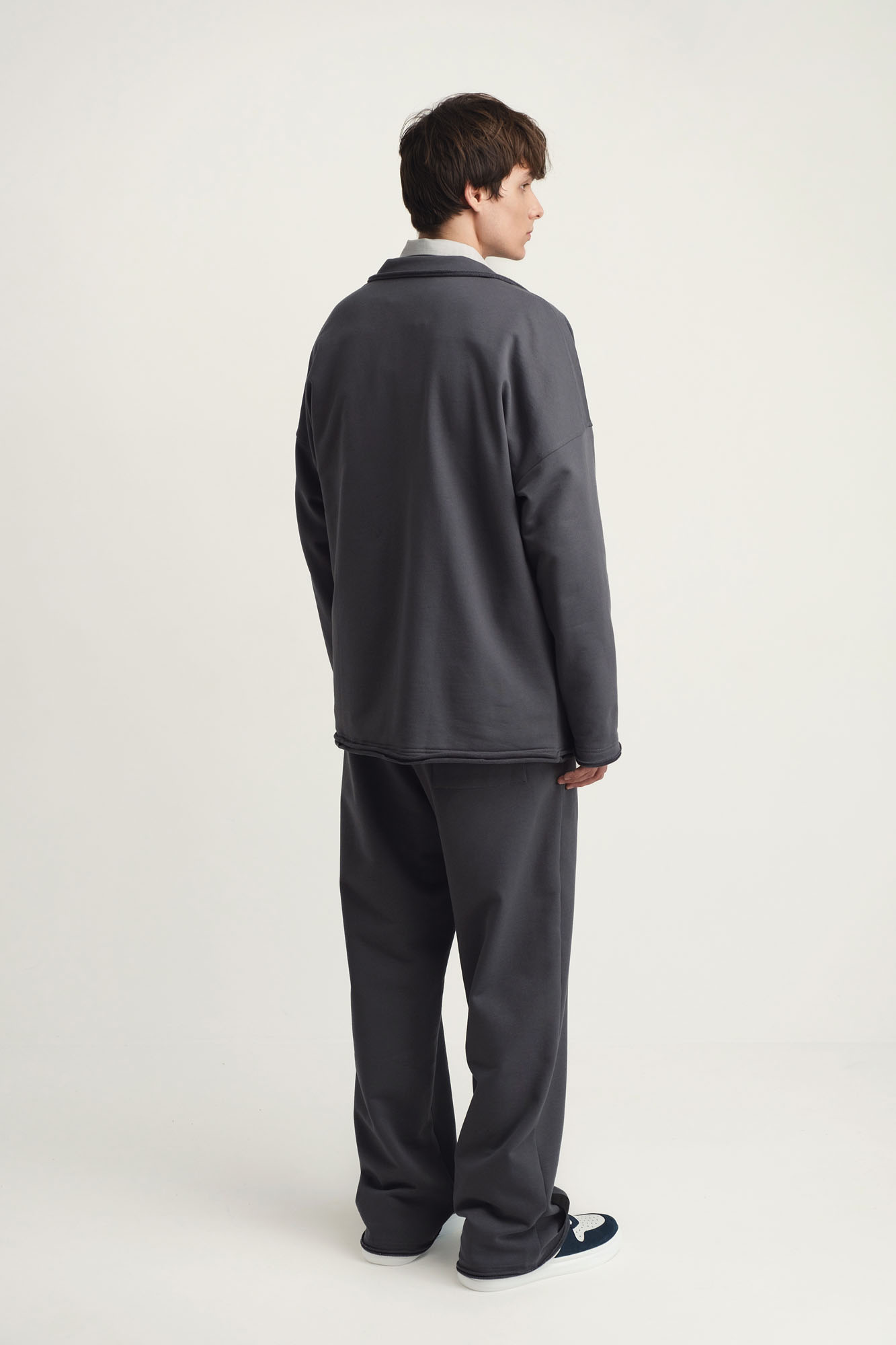 M-242-VE-43-0004 Брюки спортивные The Hills Серый