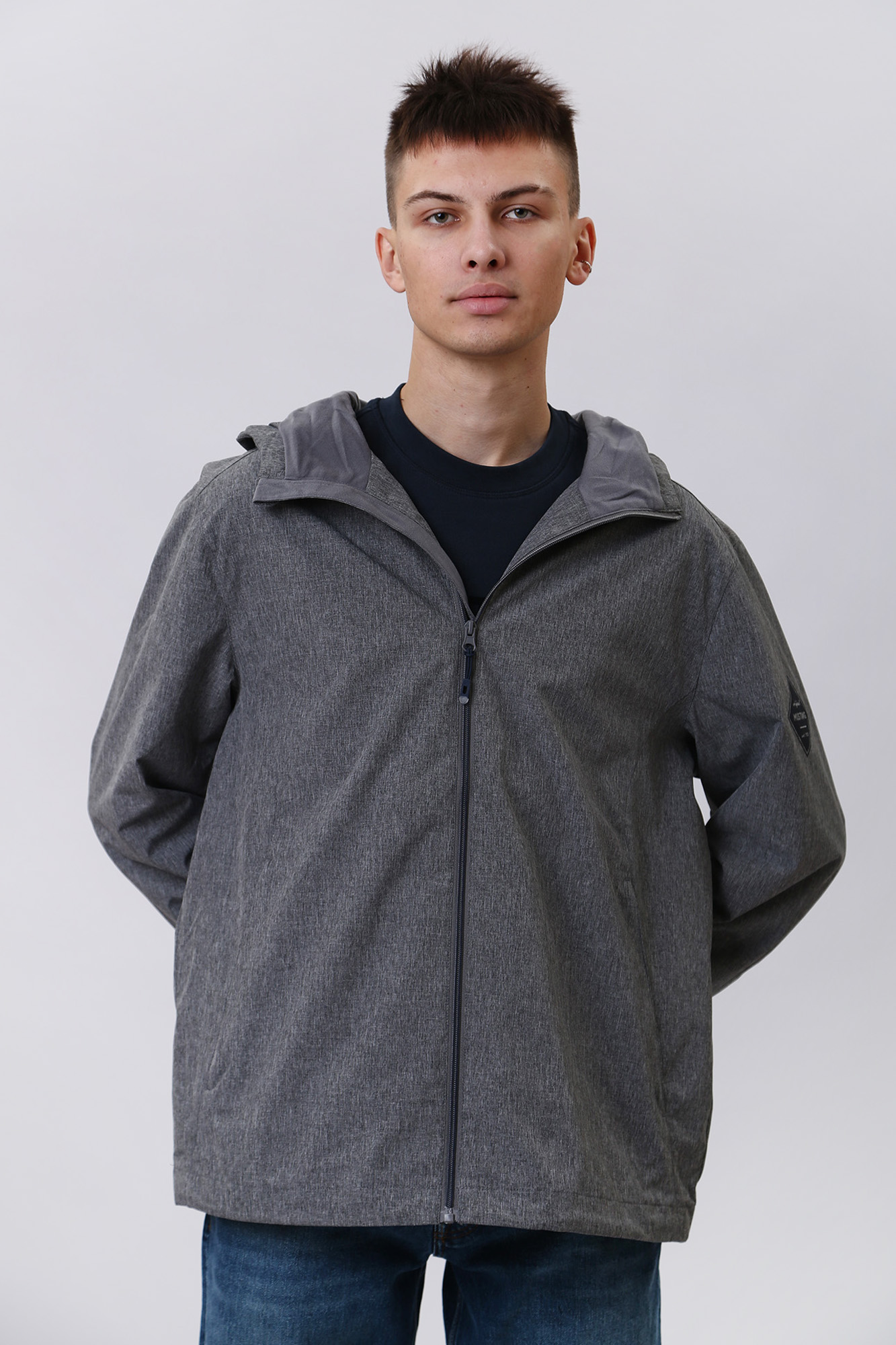 1012691 Ветровка Mustang Серый