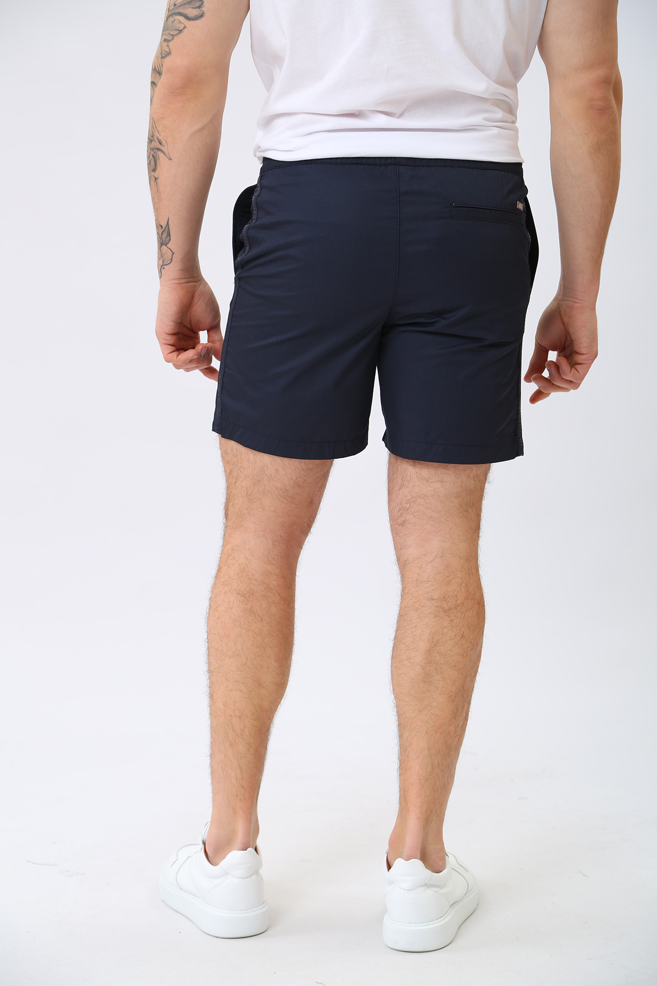 3RZS33_ZNXGZ Шорты Armani Exchange Синий