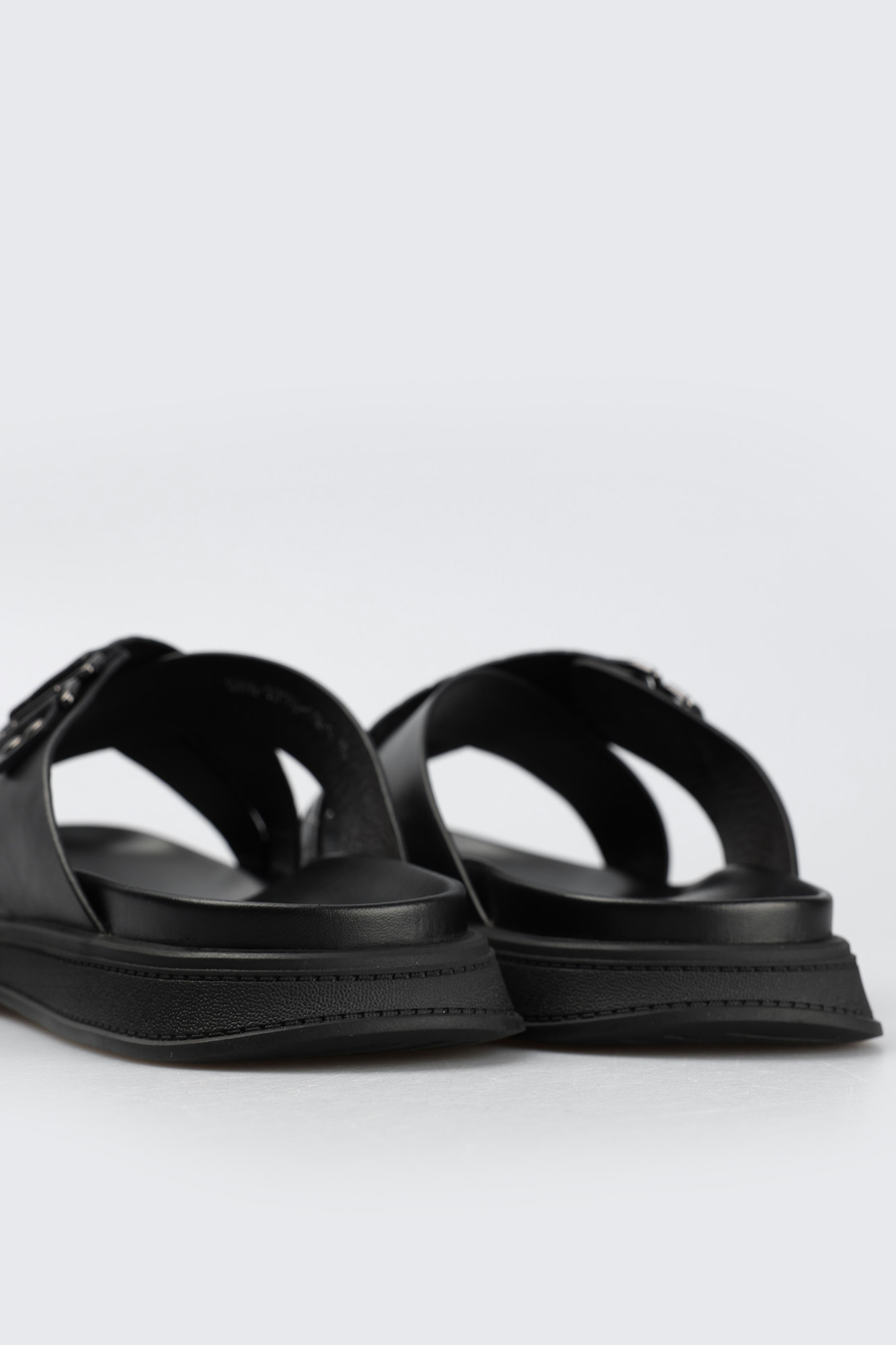 GAM-2770 Шлепки Graciana Черный