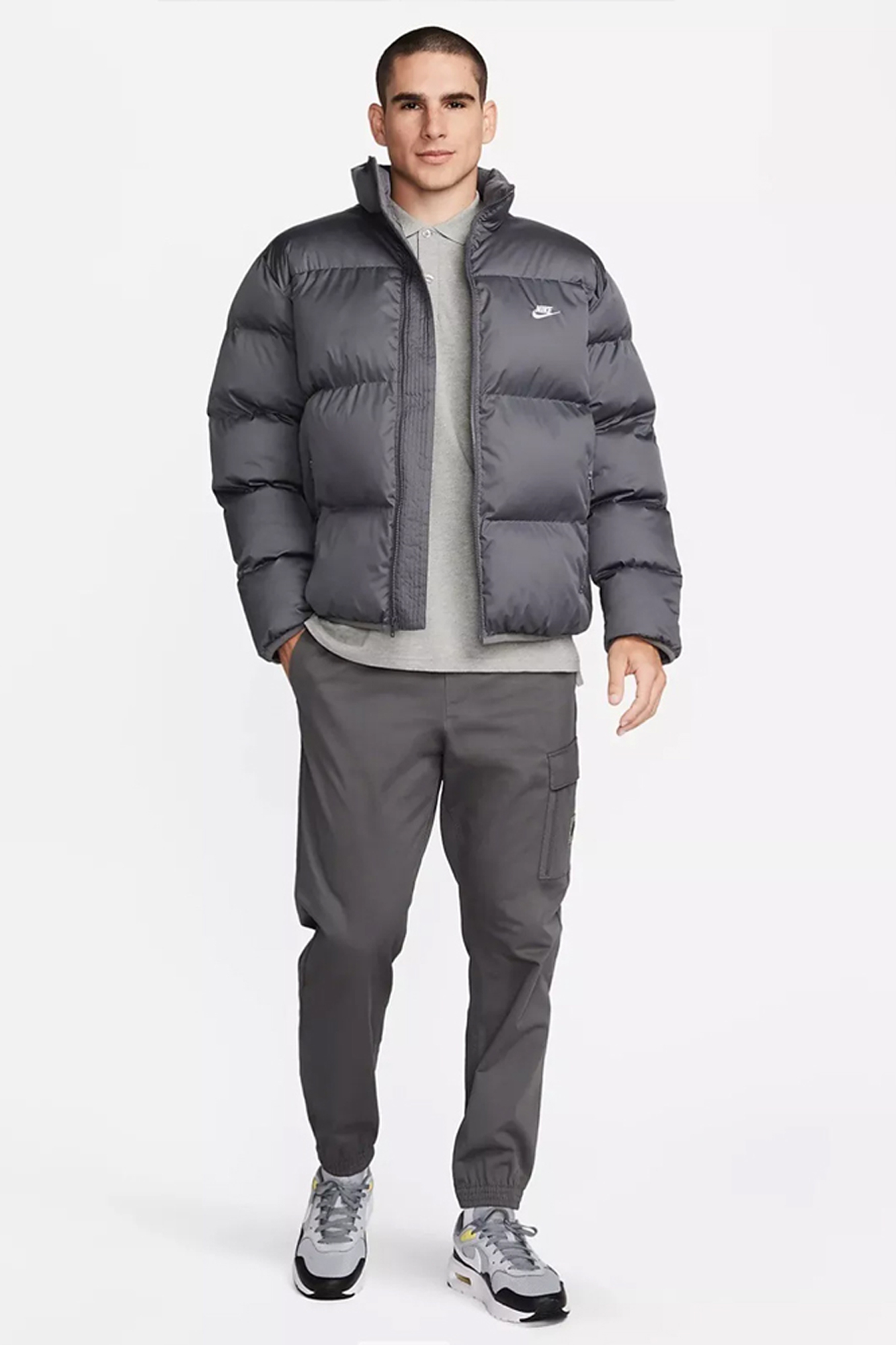 FB7368 Куртка Nike Серый