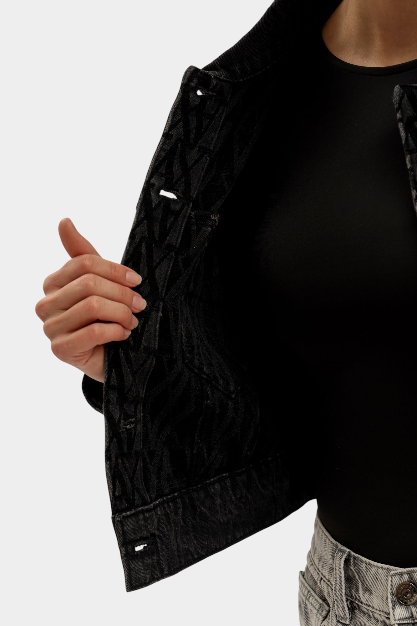 XW000819_AF16092 куртка джинсовая armani exchange 