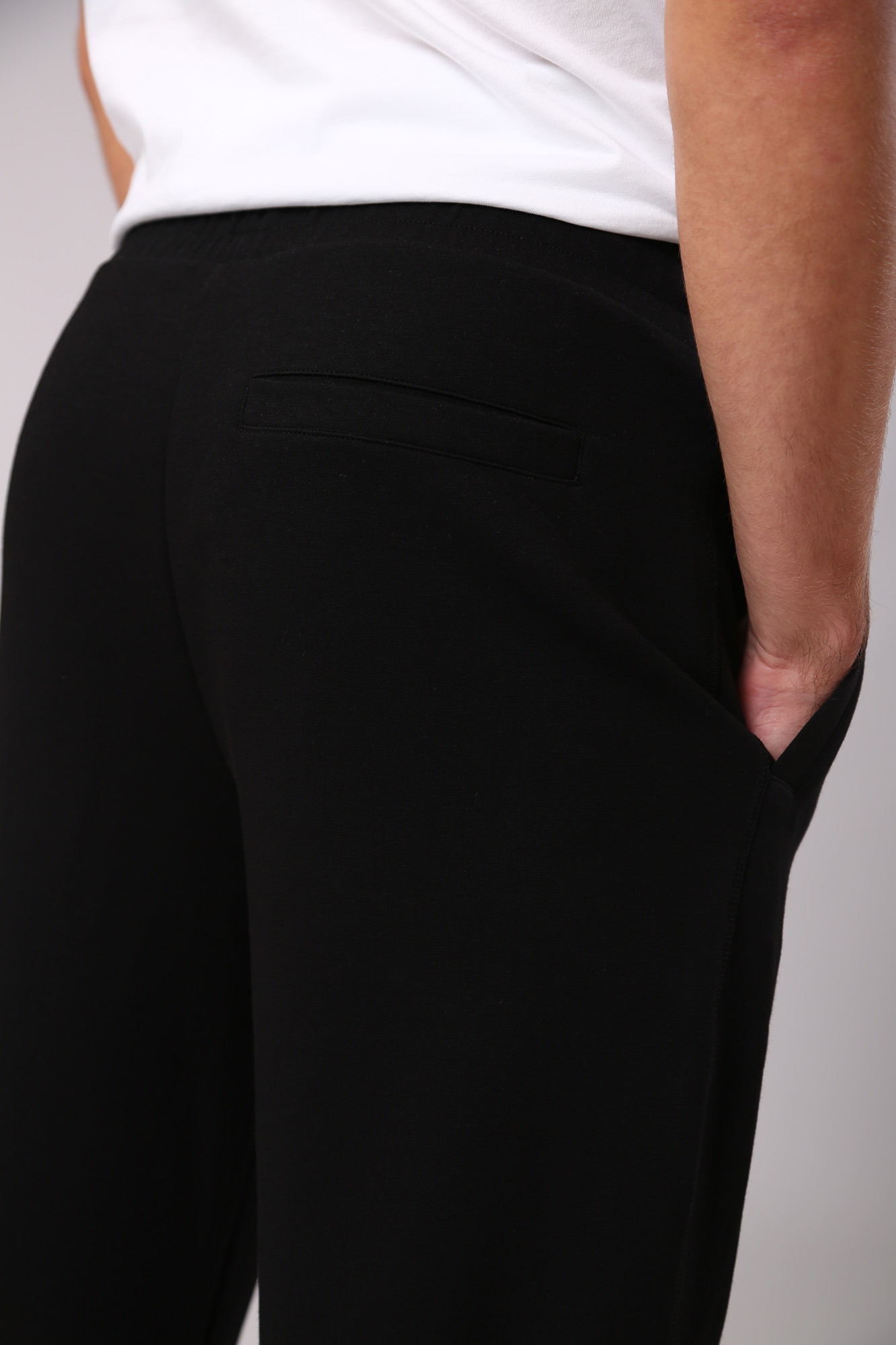 6LZPAN_ZJCBZ Брюки спортивные Armani Exchange Черный