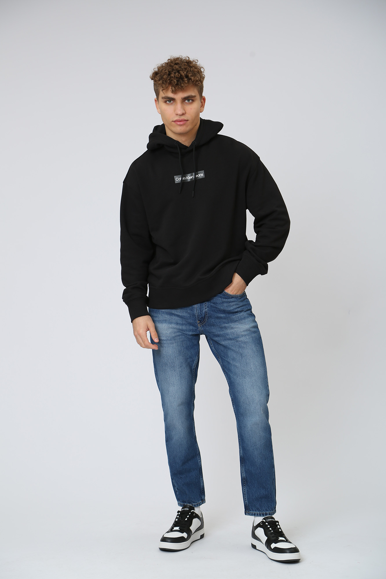 J30J321905 Худи Calvin Klein Jeans Черный