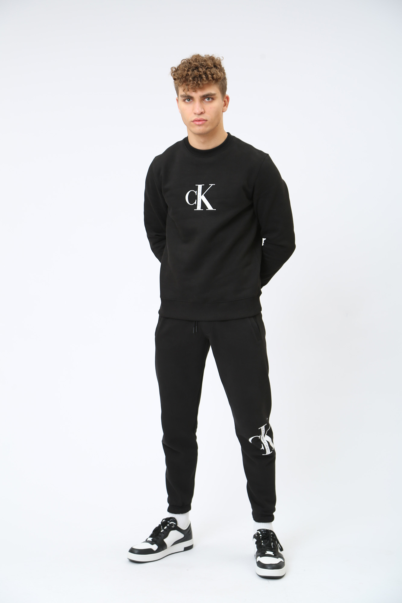 J30J322052 Брюки спортивные Calvin Klein Jeans Черный