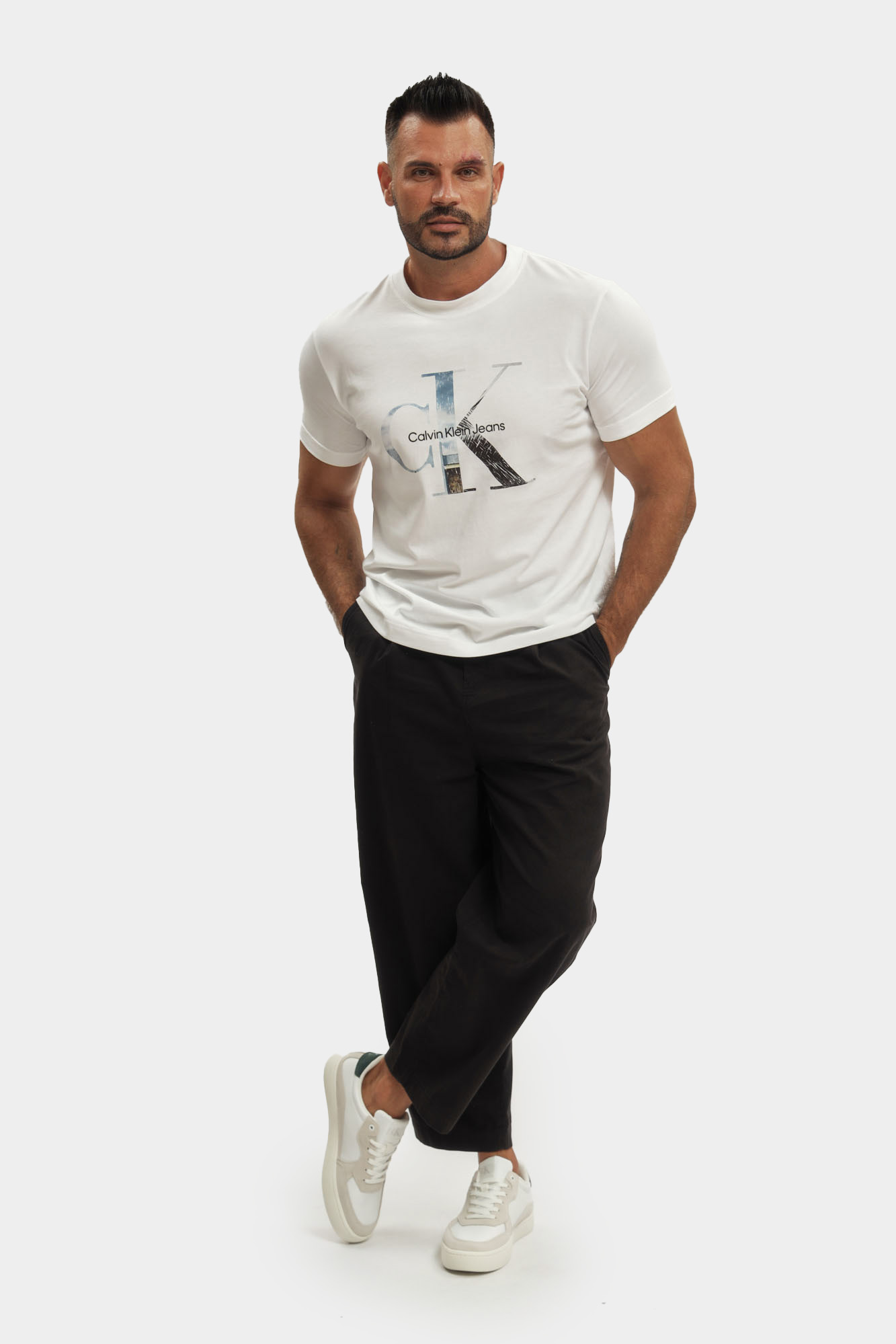 J30J327483 Футболка Calvin Klein Jeans Белый