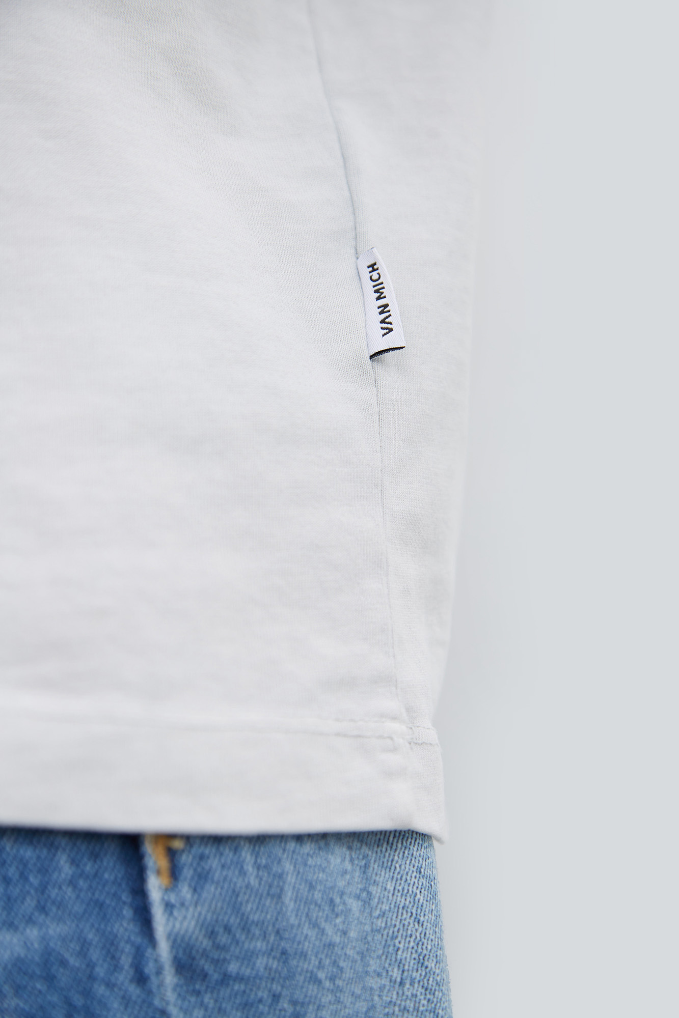 VM-231-22-030 Футболка Van Mich Серый