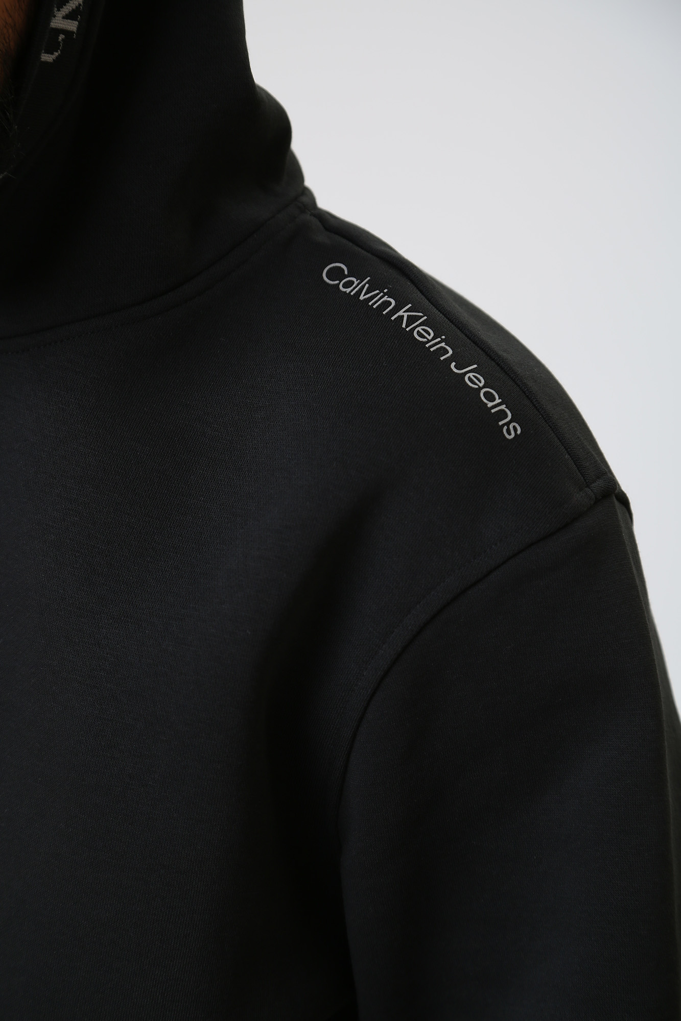 J30J321883 Худи Calvin Klein Jeans Черный