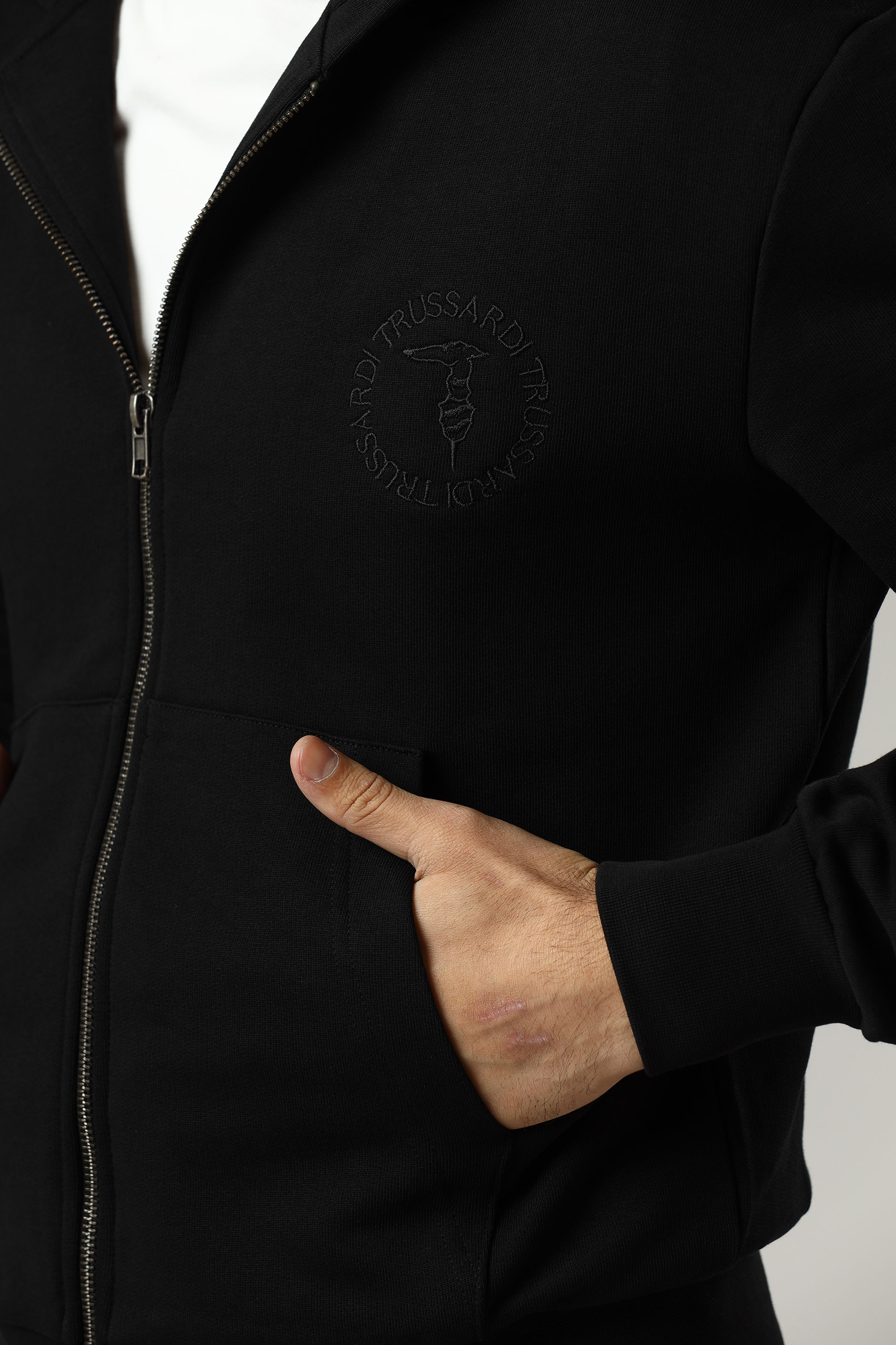 52F00233-1T005813 Толстовка Trussardi Черный