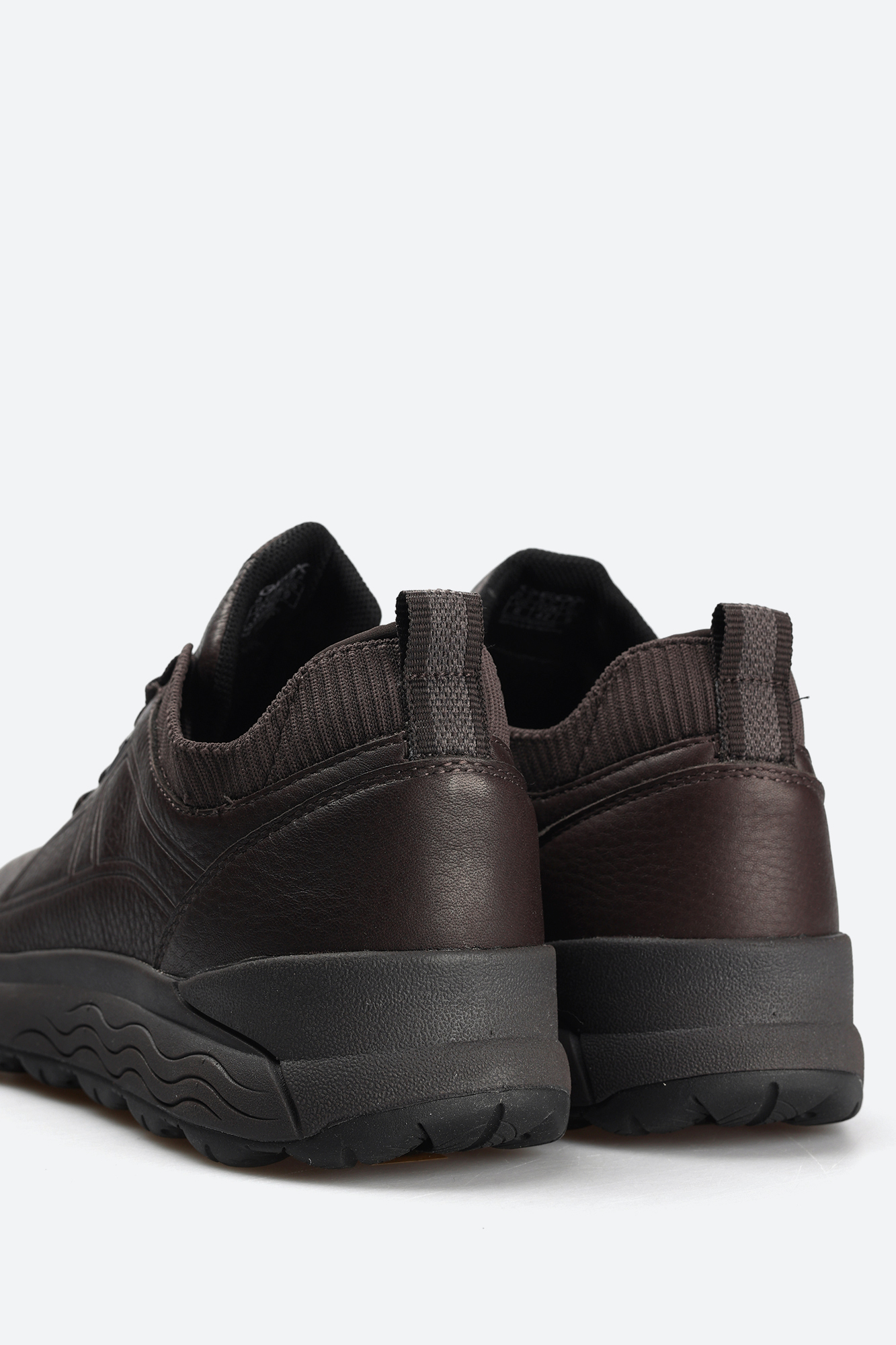 U26FDD000FVC6 Кроссовки Geox Коричневый