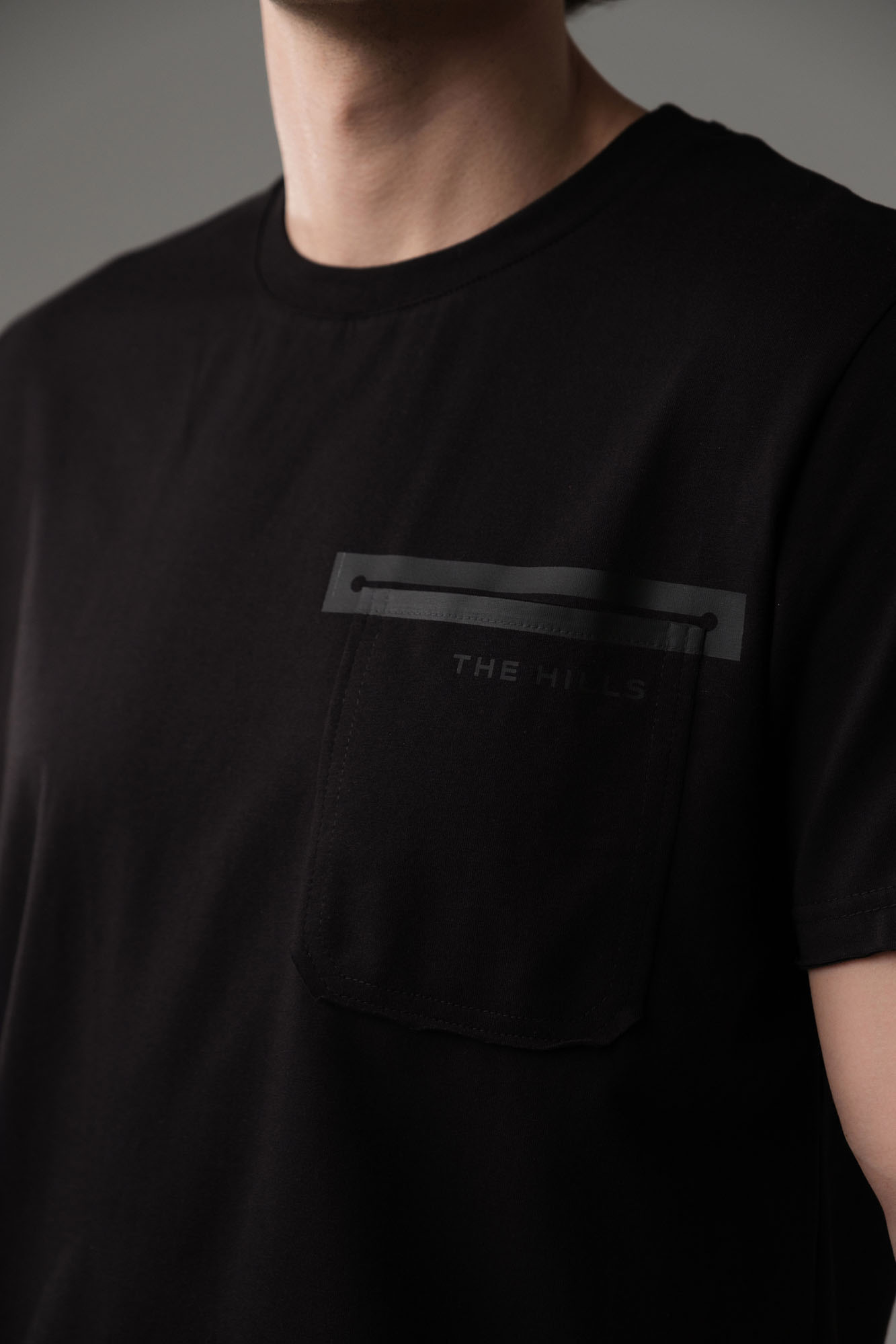 M-251-P-22-0065 Футболка The Hills Черный