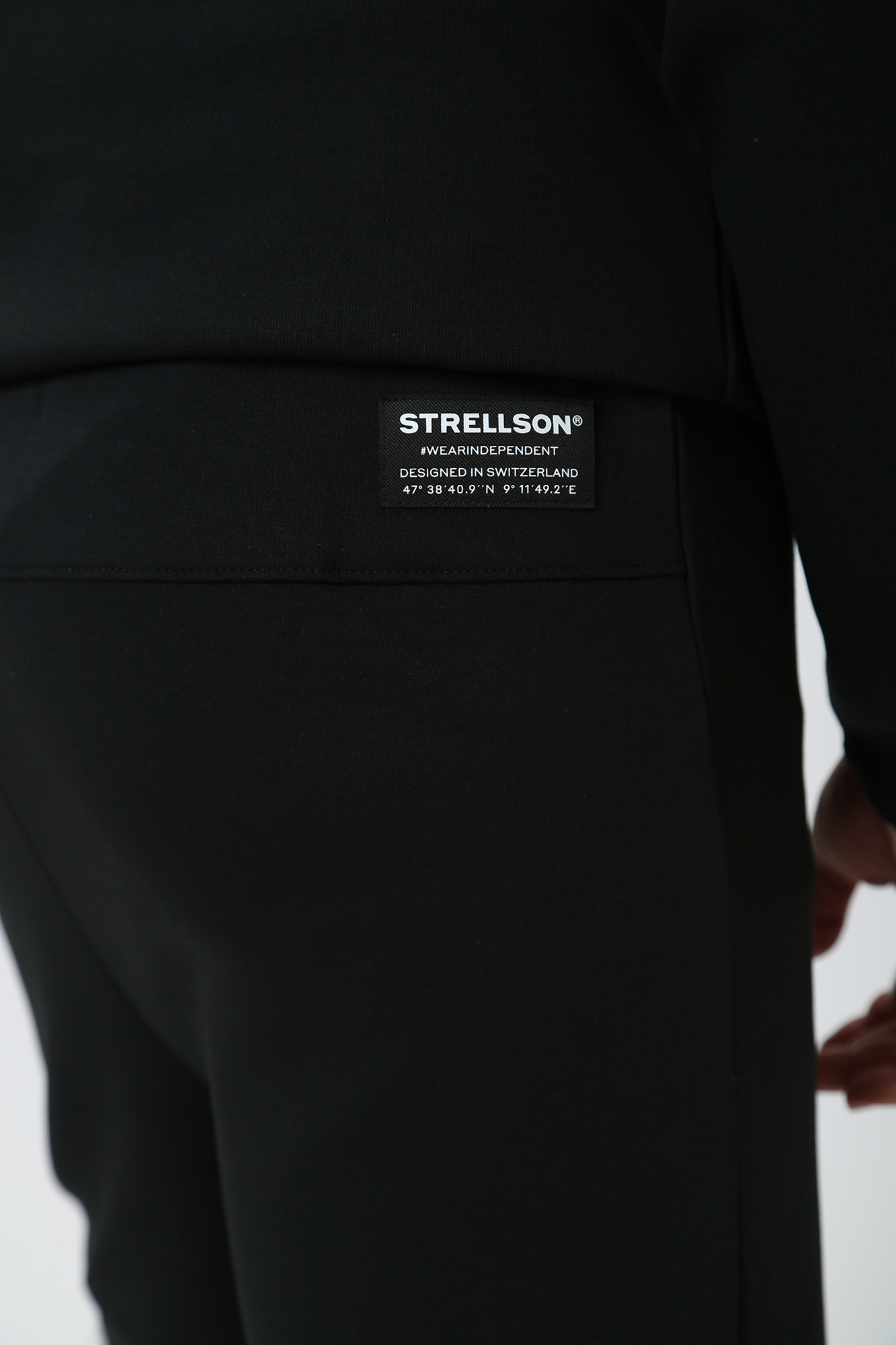 30036035_10015401 Шорты Strellson Черный