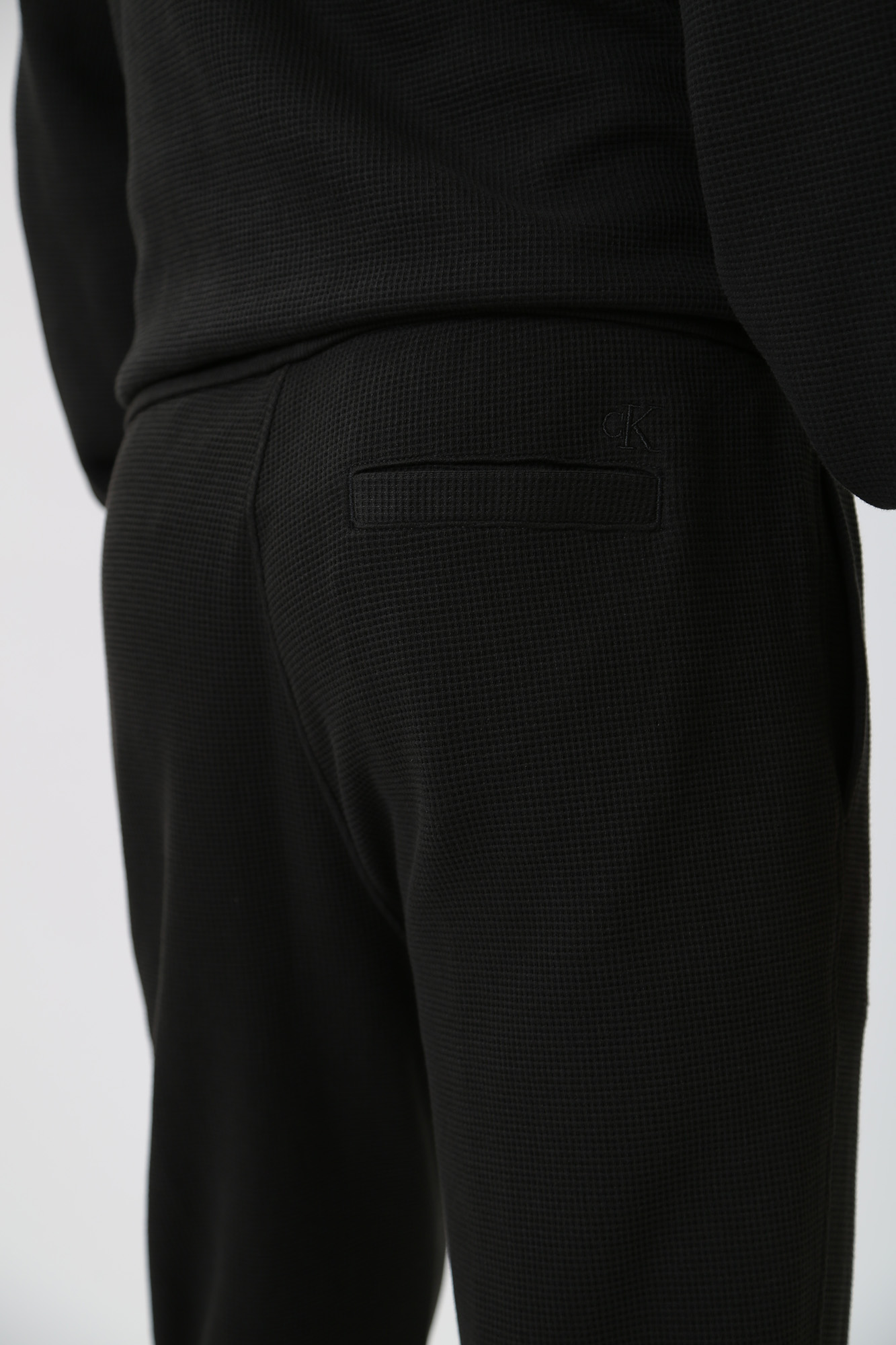 J30J323510 Брюки спортивные Calvin Klein Jeans Черный