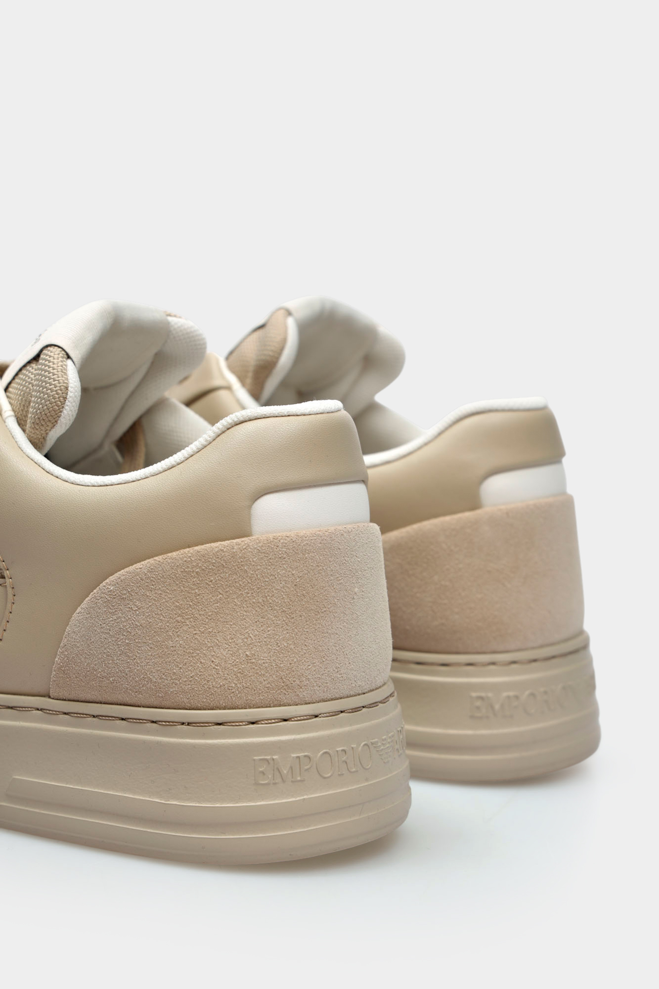 EM004784_AF23198 Кроссовки Emporio Armani Белый