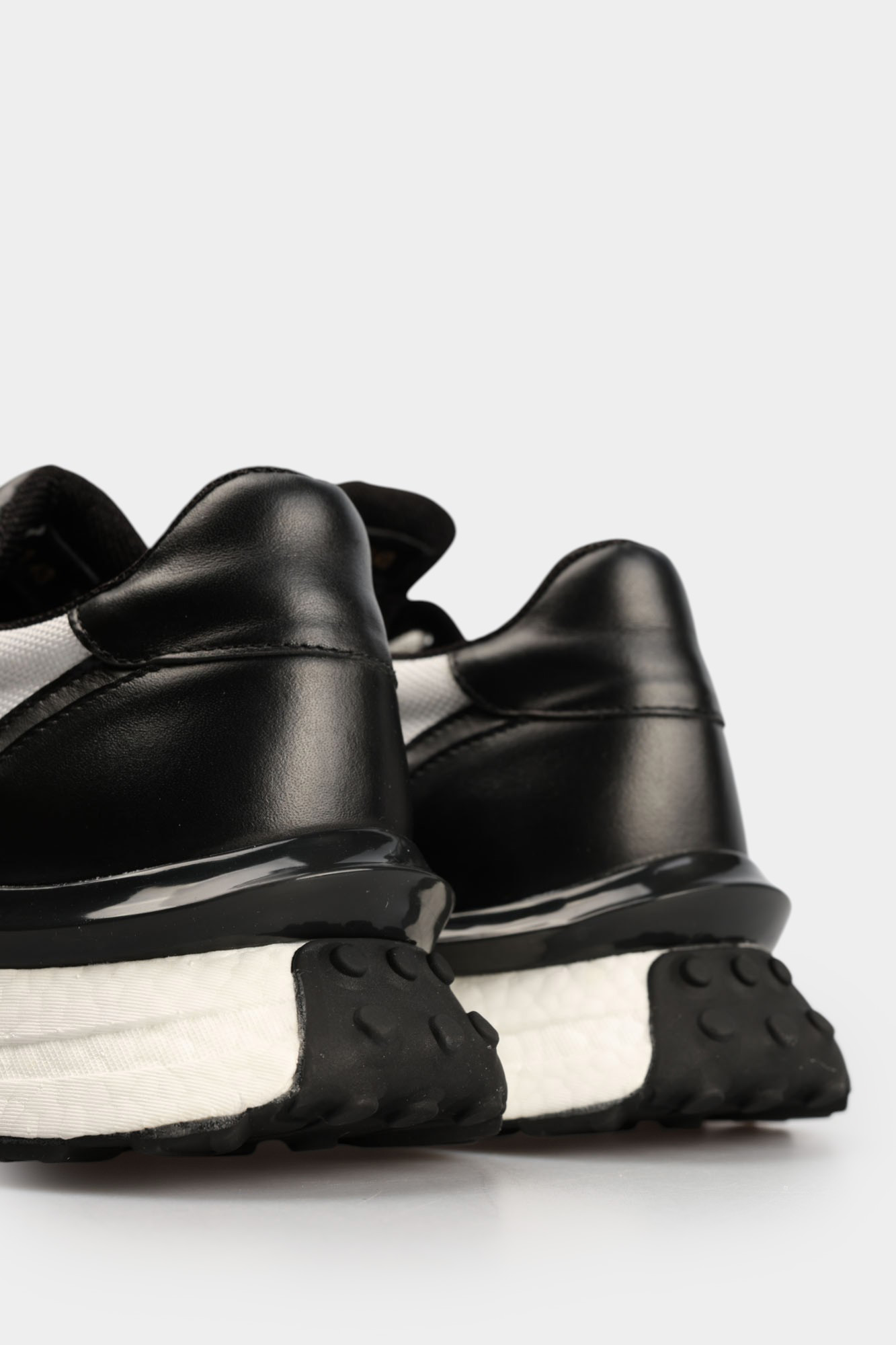 15-16450A183 Кроссовки Marc Cony Черный