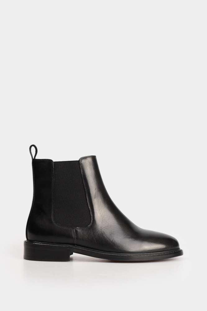 Челси Marc Cony