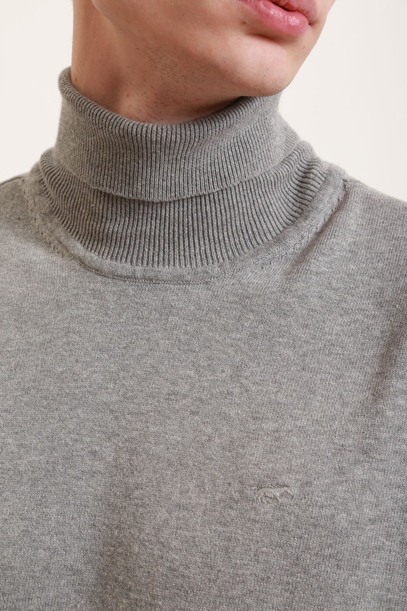 1011610 Водолазка Mustang Серый