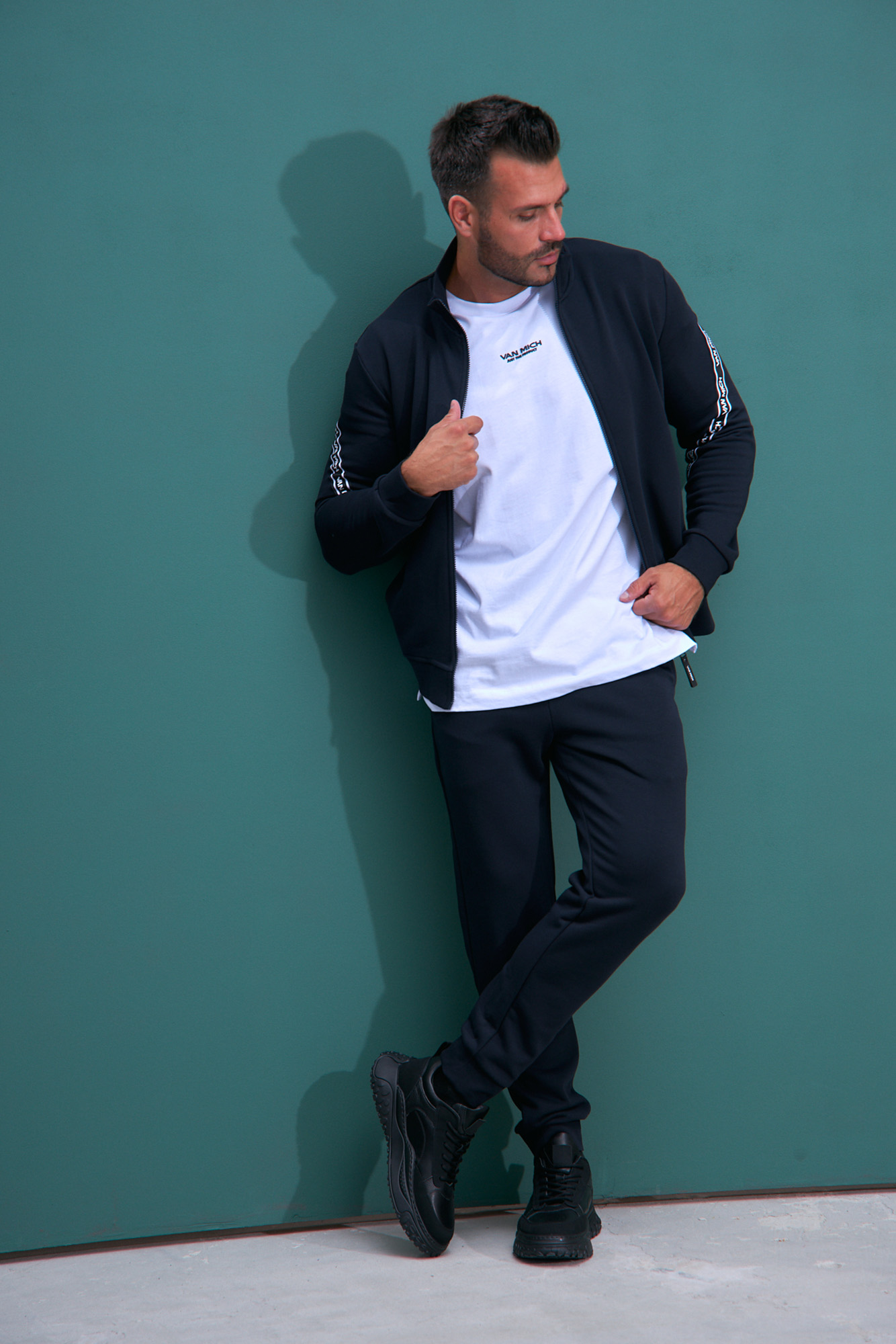 VM-232-53-021 Брюки спортивные Van Mich Синий