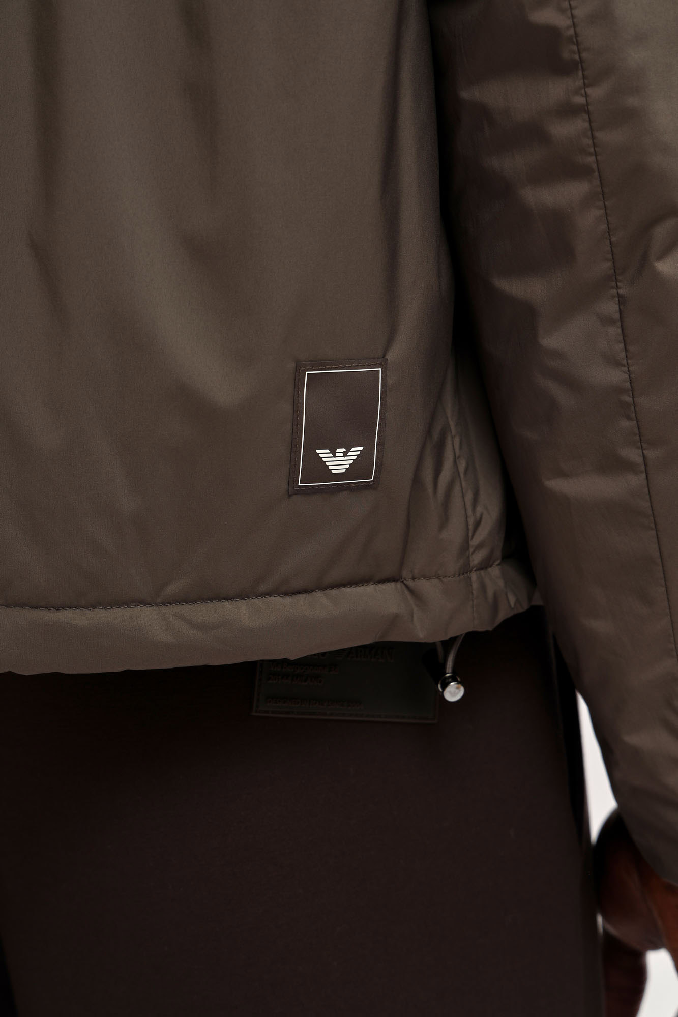 EM003042_ AF18503 Куртка Emporio Armani Коричневый