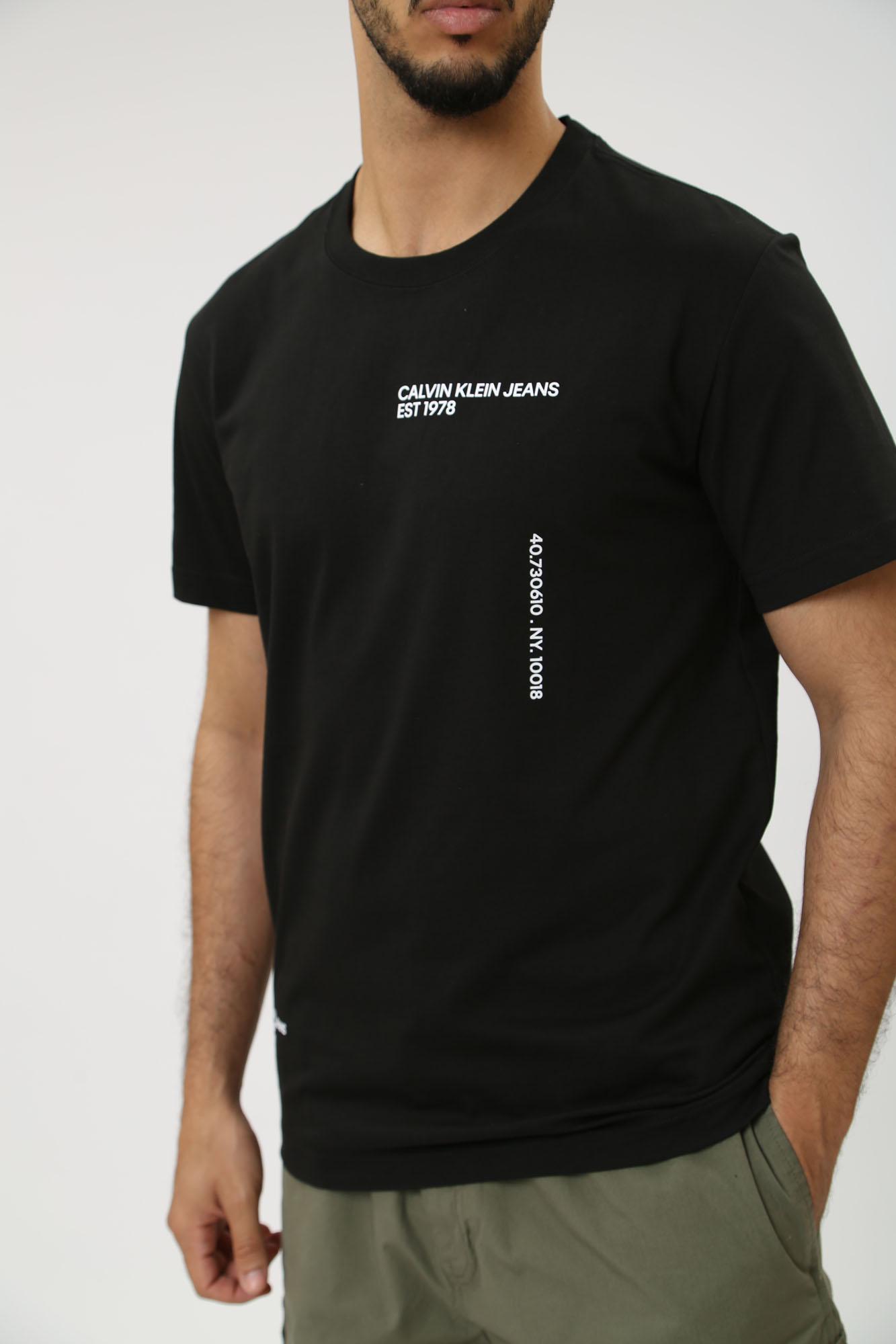 J30J325065 Футболка Calvin Klein Jeans Черный