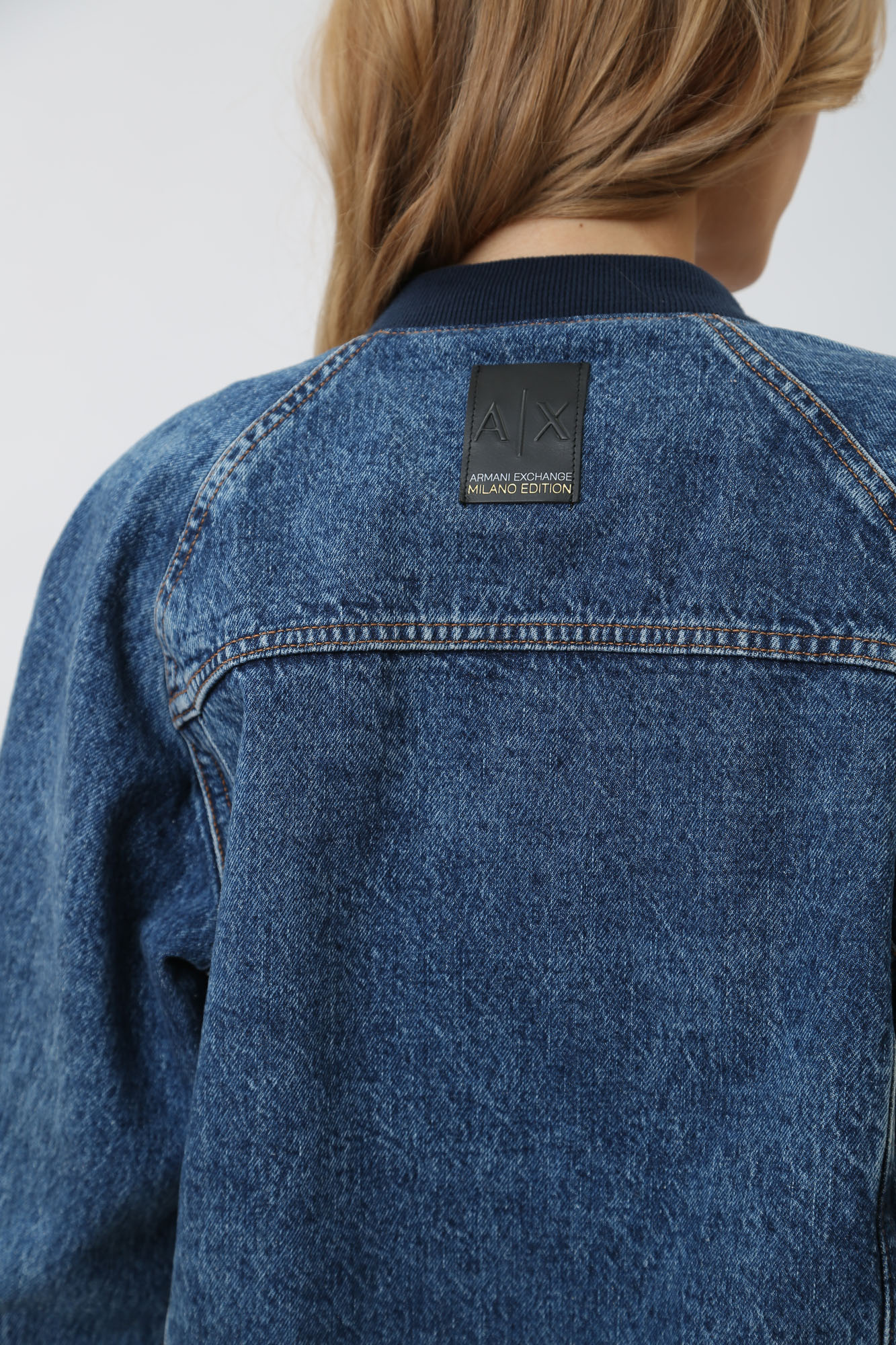 3DYB63_Y16EZ куртка джинсовая armani exchange 