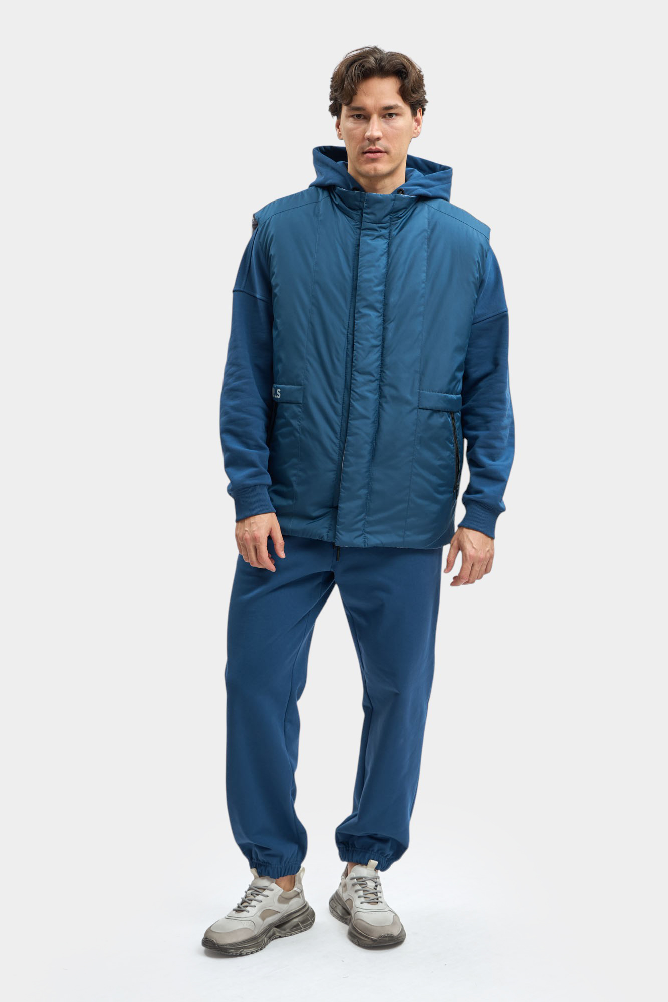 M-252-P-20-0501 Жилет The Hills Синий