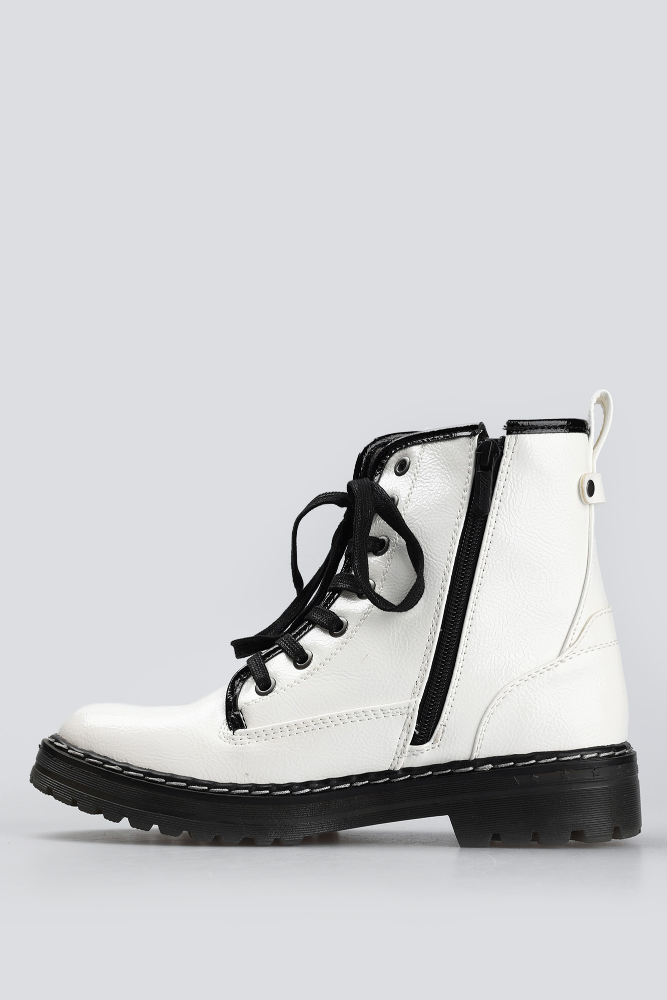 1366-503 Ботинки Mustang Белый