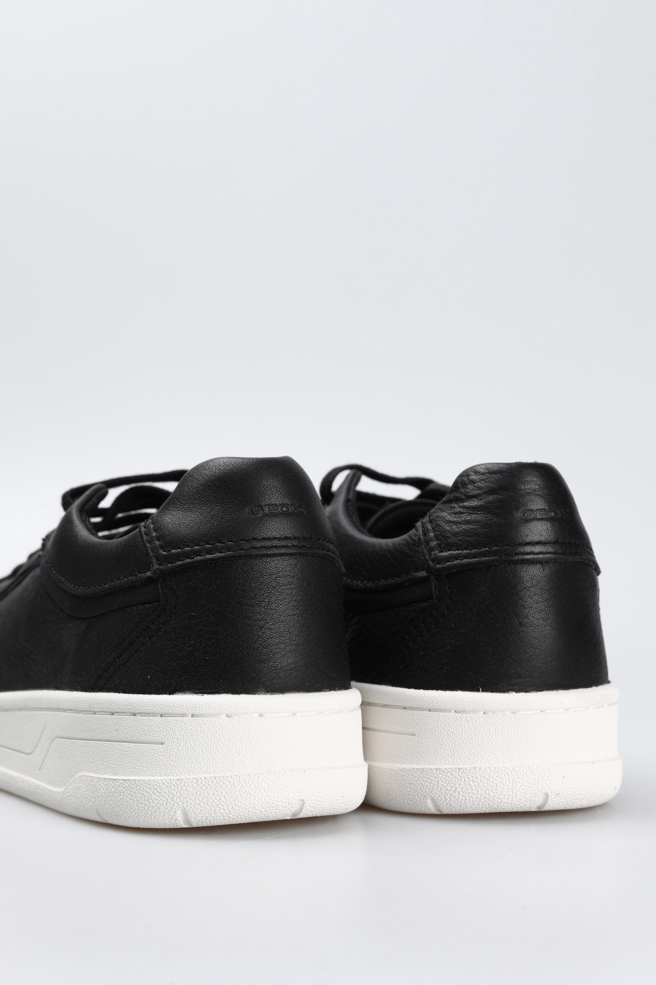 U36DXA00046C9 Кеды Geox Черный