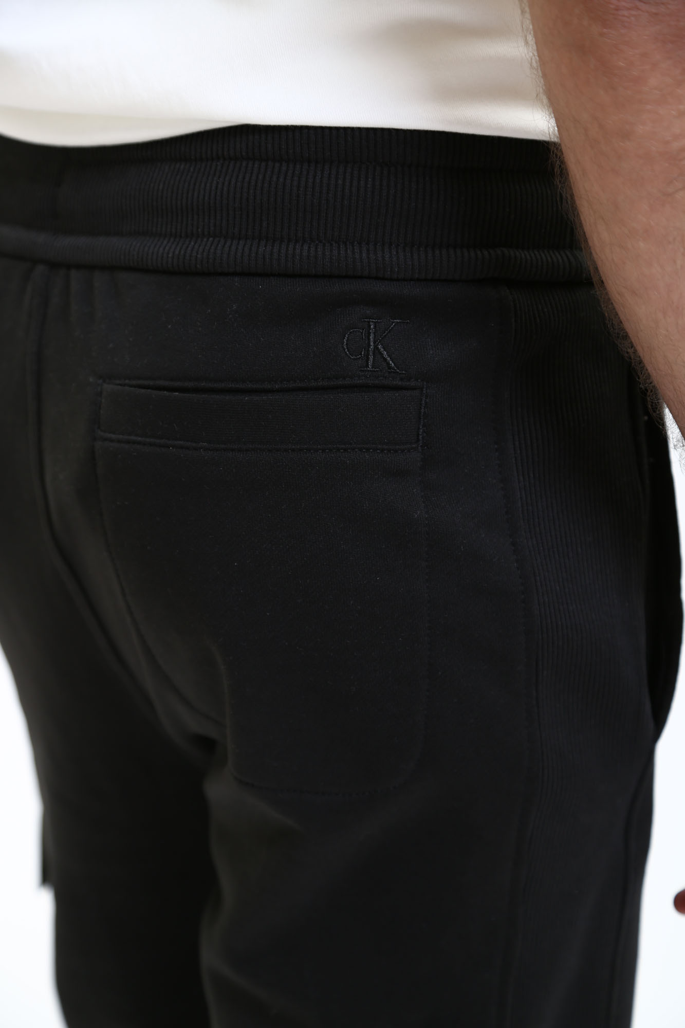 J30J324683 Брюки спортивные Calvin Klein Jeans Черный