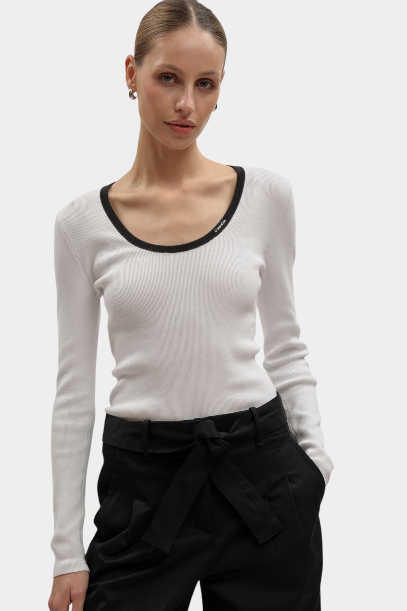 LV044D360G лонгслив calvin klein jeans