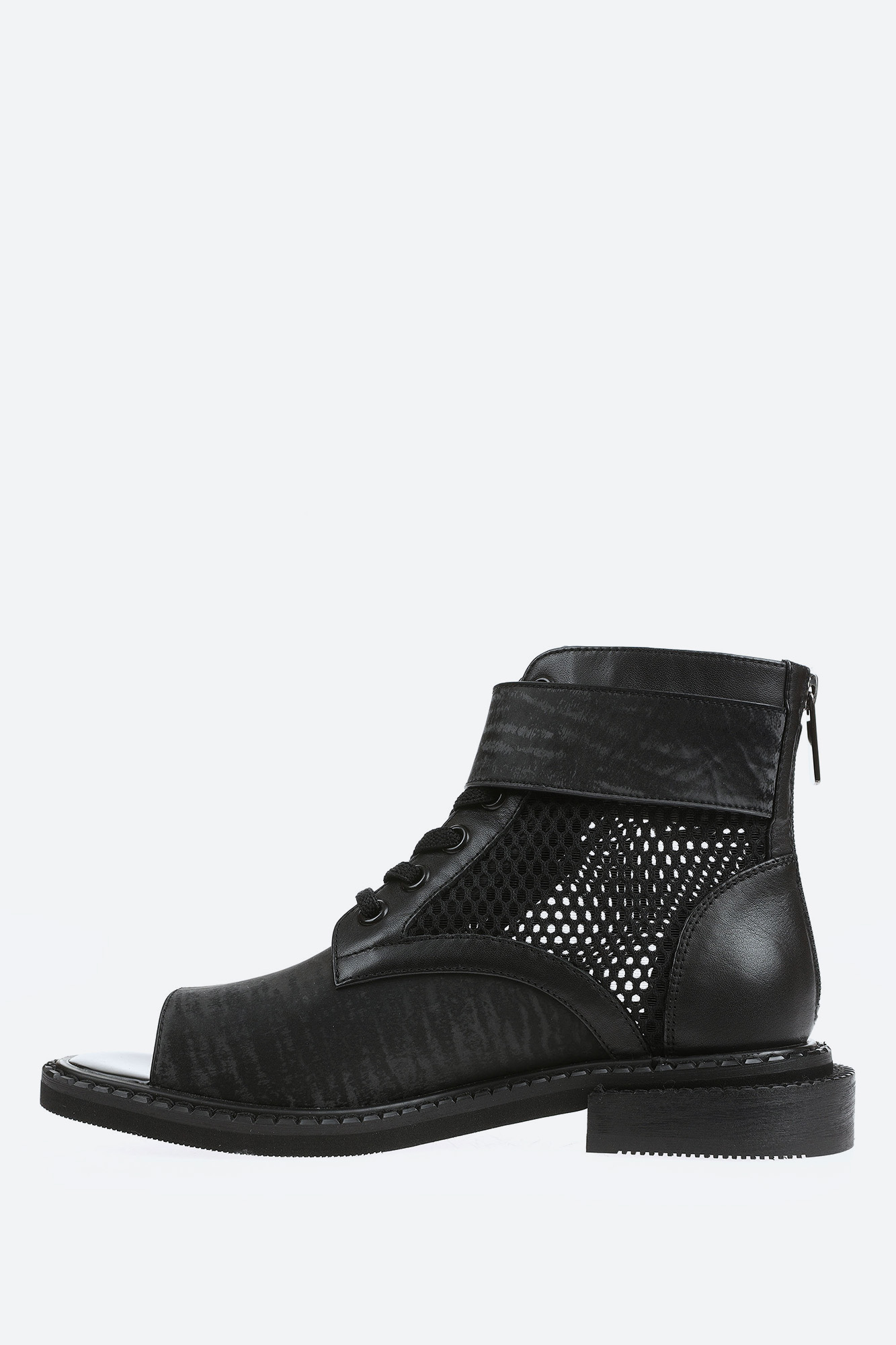 2105-860-39 Ботинки Marc Cony Черный