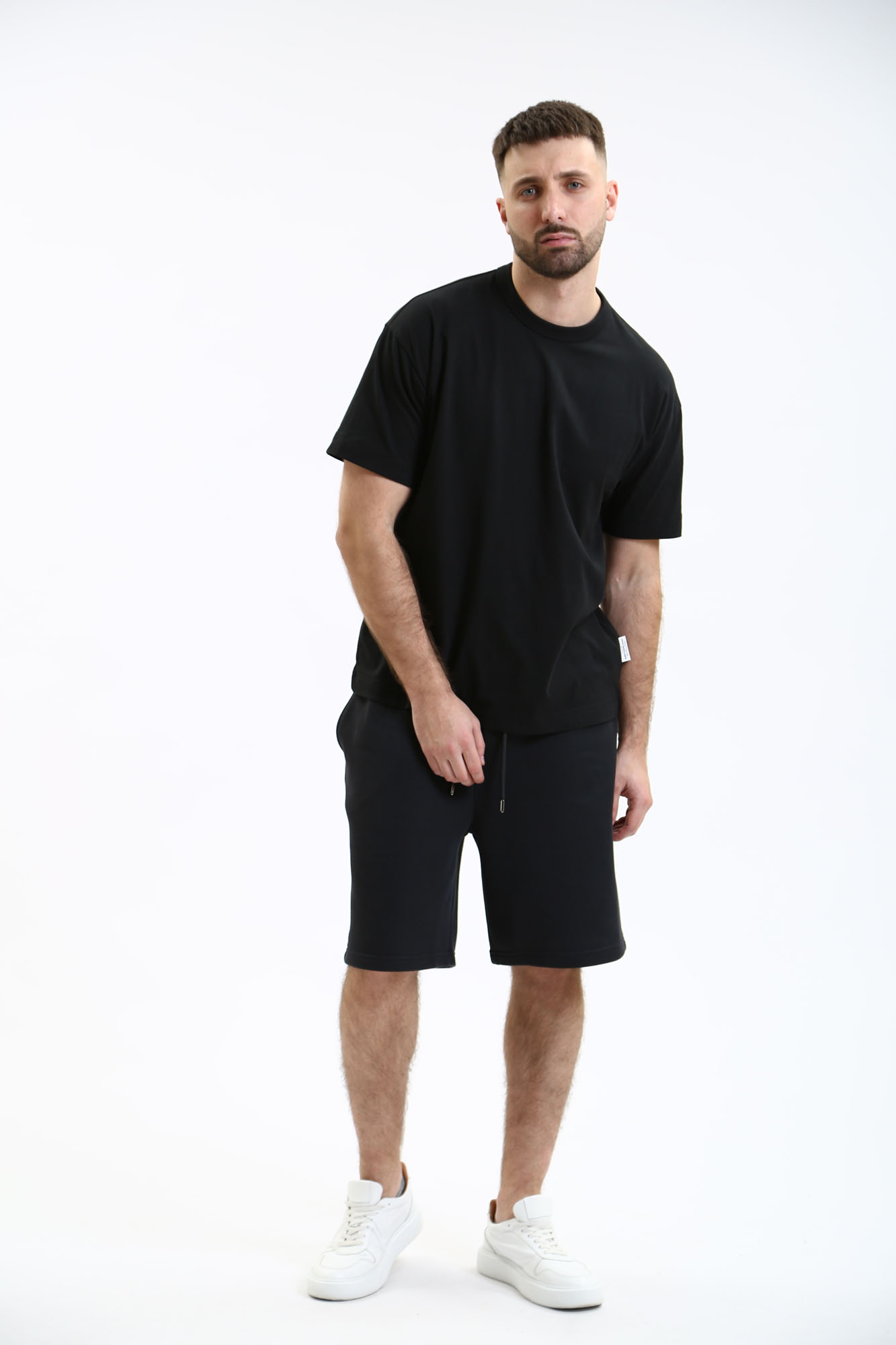 30041296_10017694 Шорты Strellson Черный