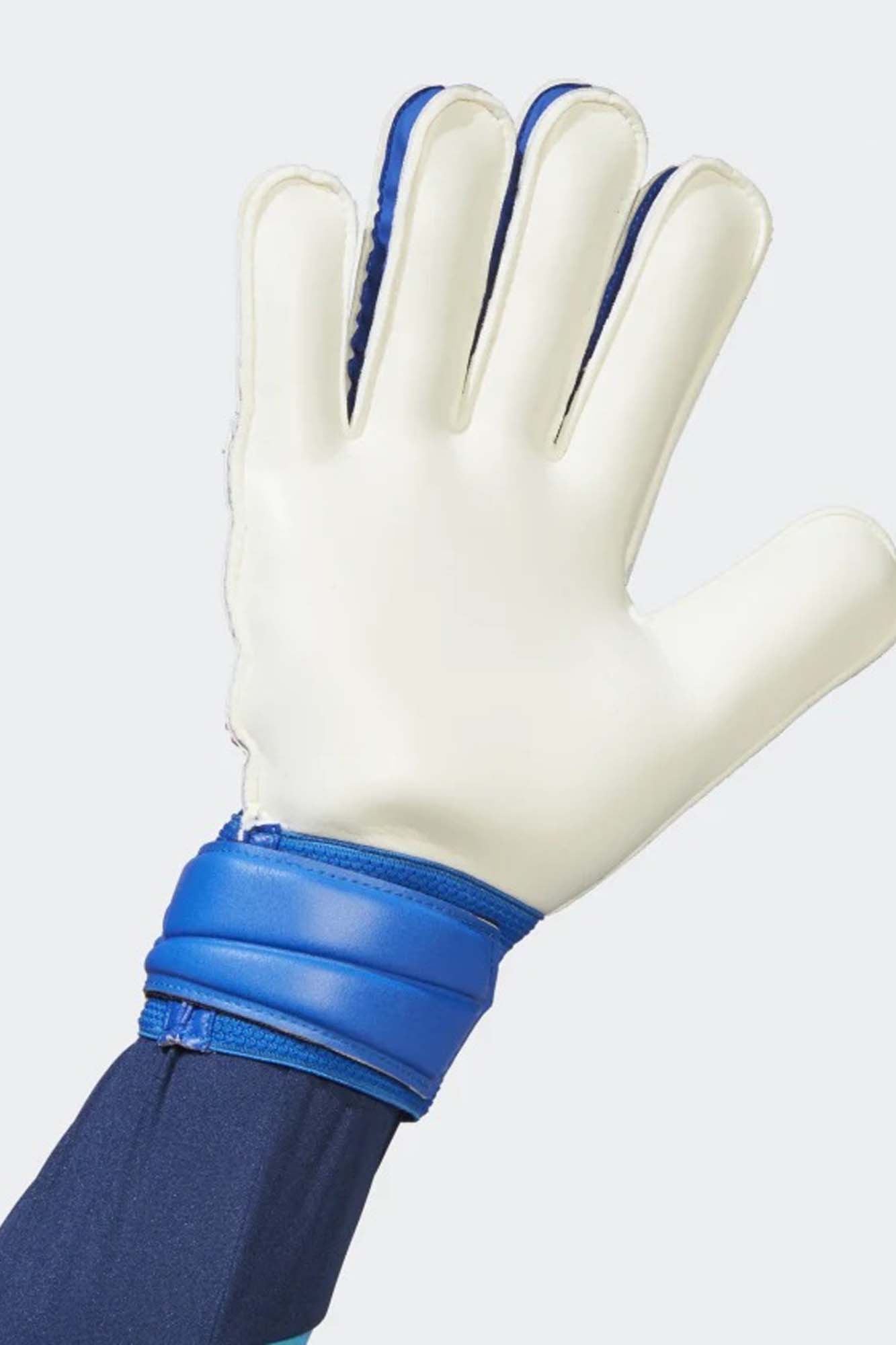 Перчатки вратарские Adidas