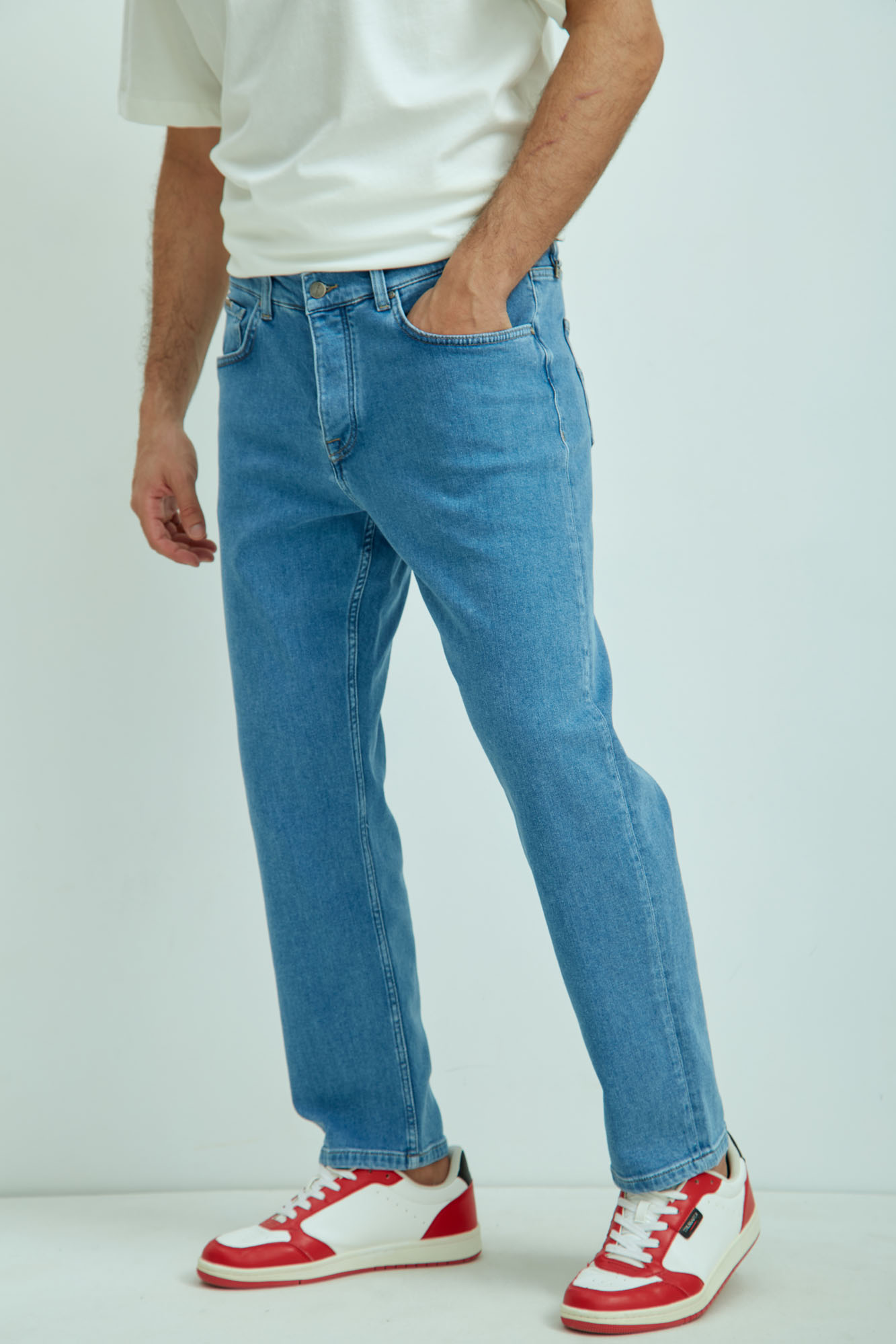 VM-OMA-33-021 Джинсы CARROT  Van Mich Голубой