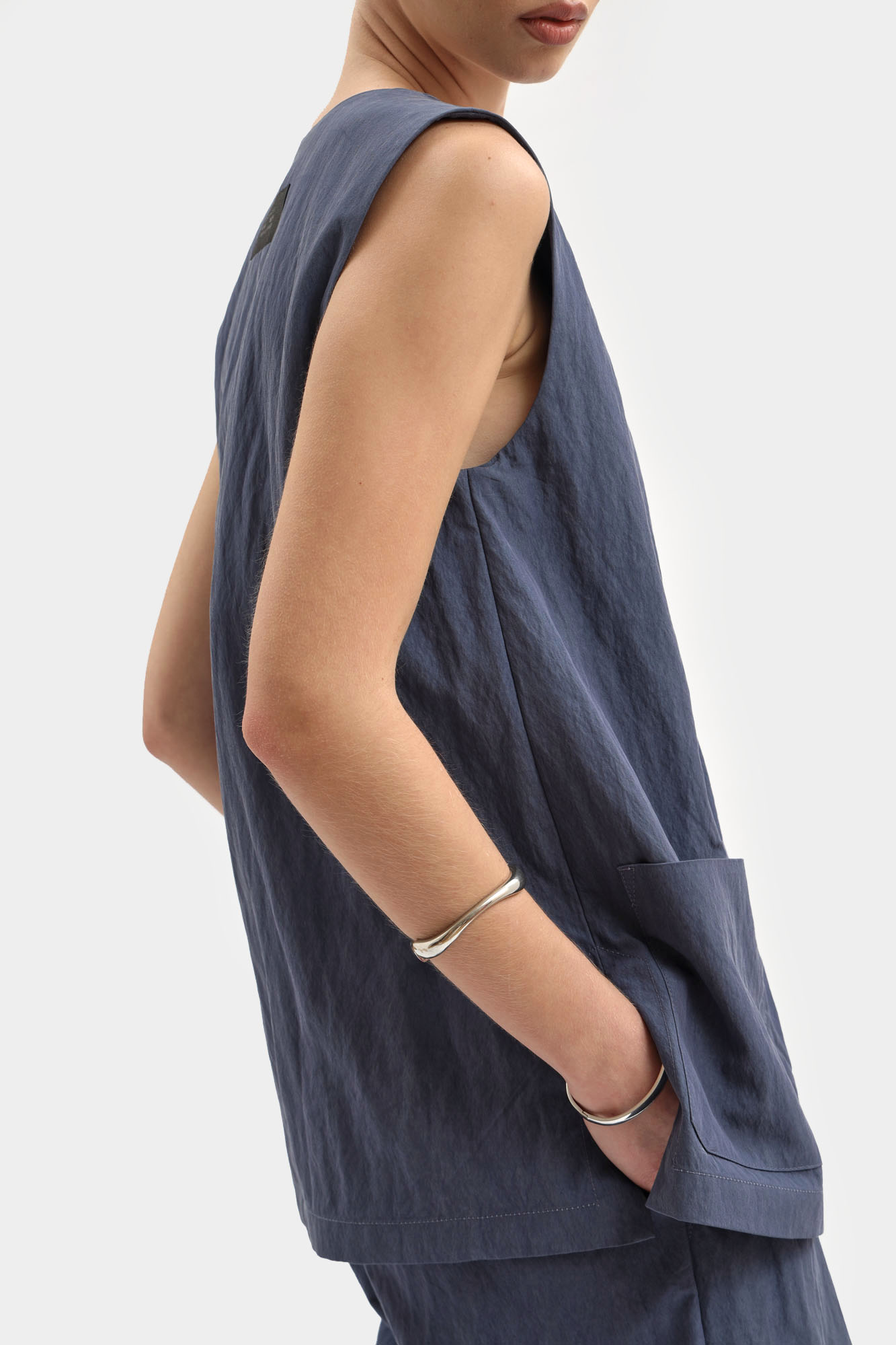 W-261-TH-56-0908 жилет the hills 