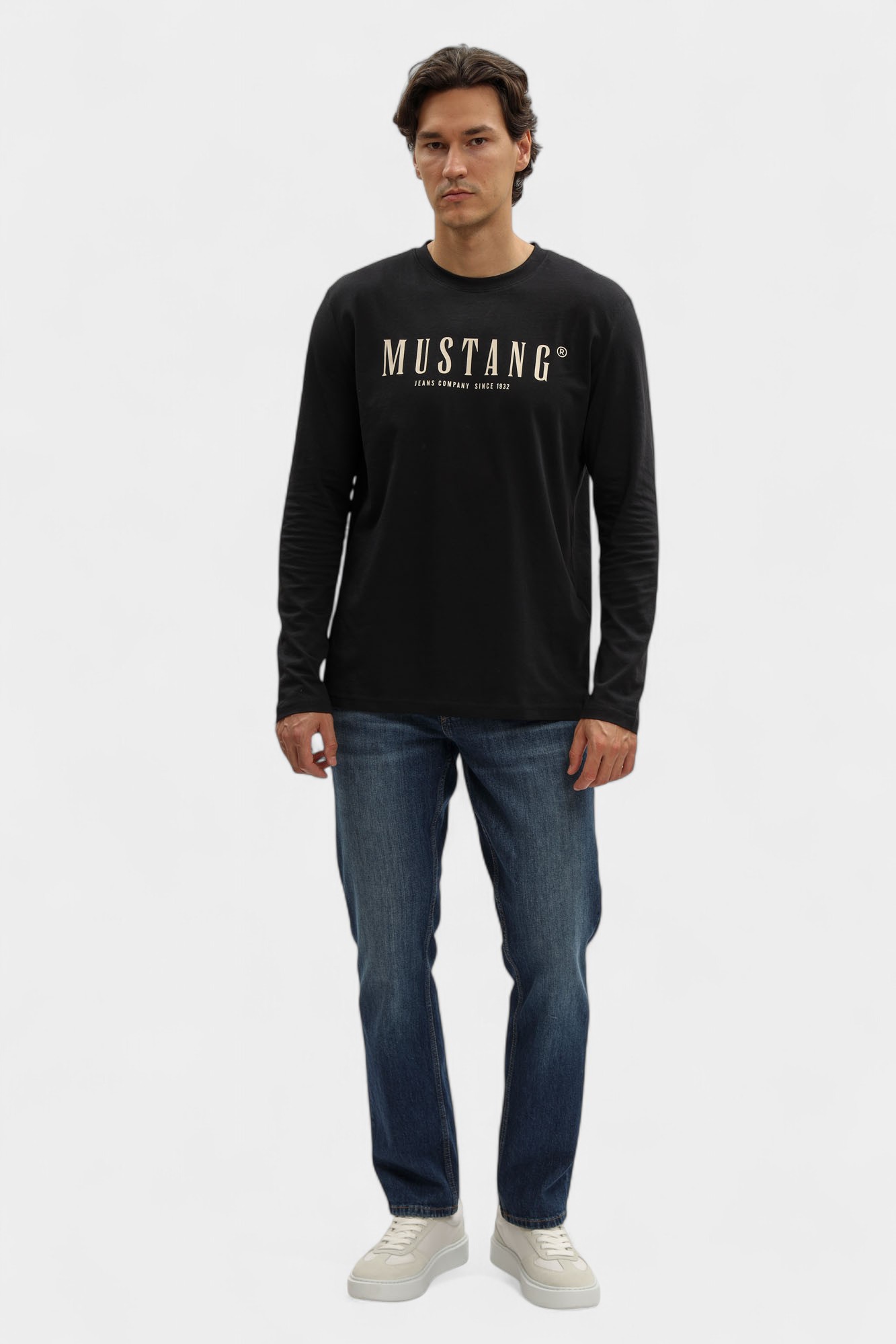 1016873 Лонгслив Mustang Черный