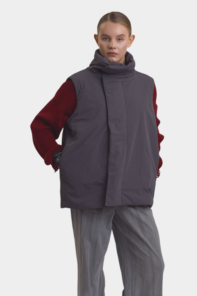 Жилет утеплённый The Hills