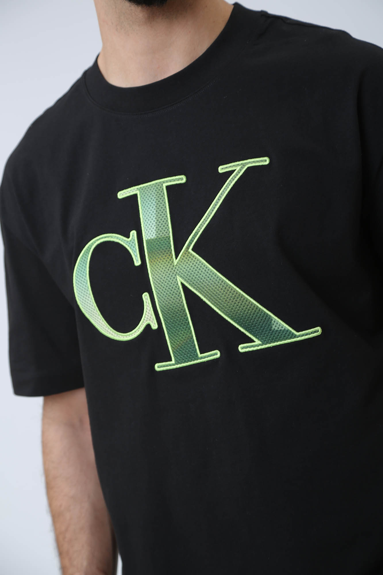 J30J325029 Футболка Calvin Klein Jeans Черный