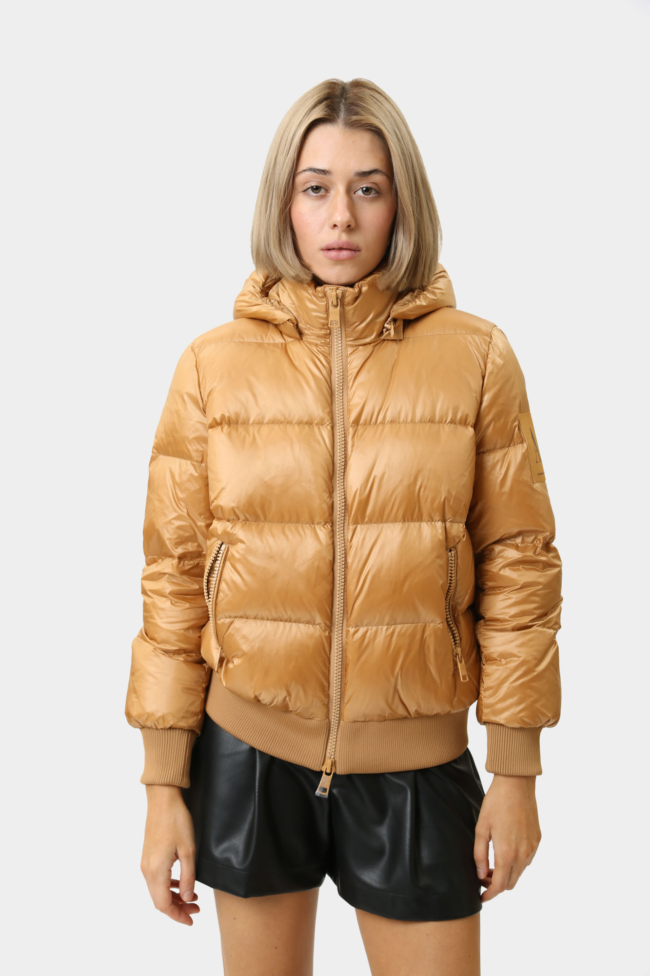 XW000228_AF10860 куртка пуховая armani exchange 