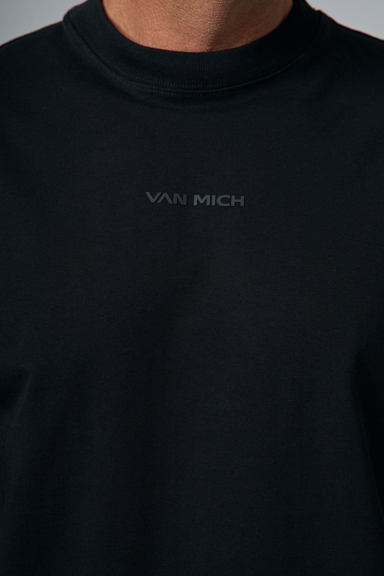 VM-ERK-22-418 Футболка Van Mich Черный