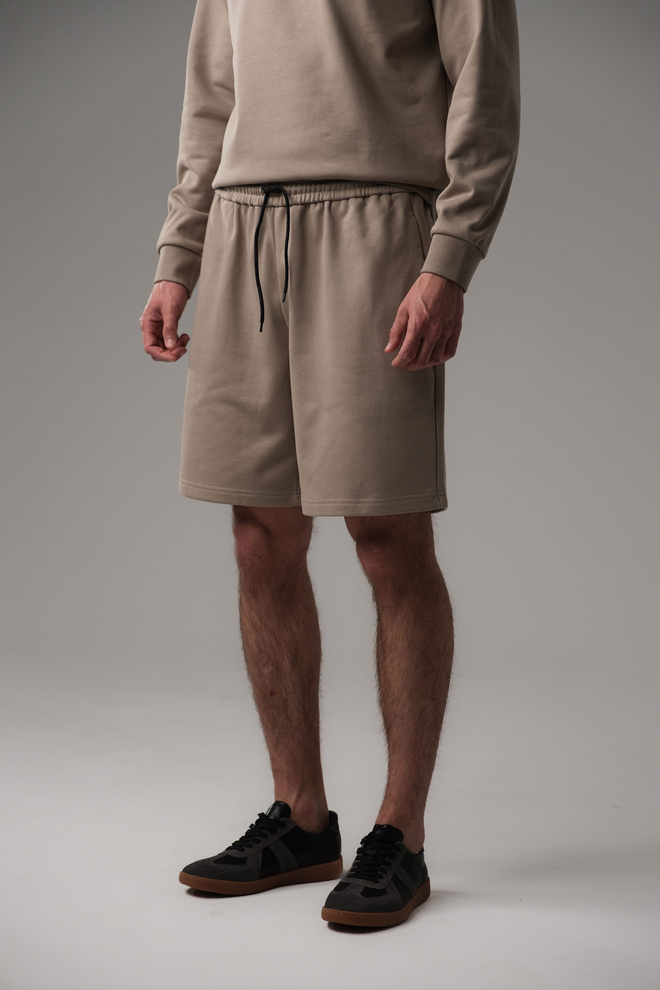 M-251-MA-20-8006 Шорты спортивные The Hills Бежевый