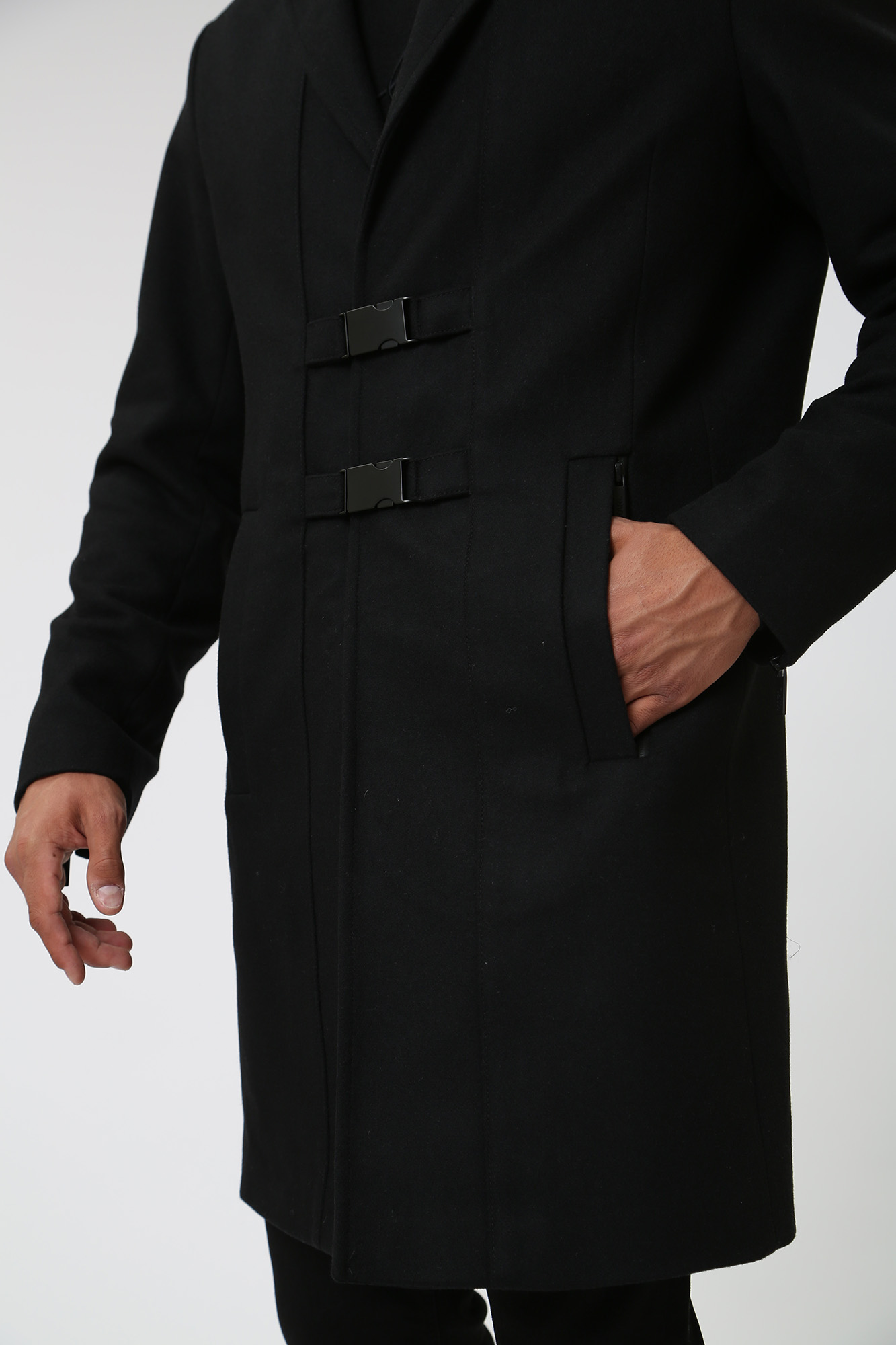 533799_455081 Пальто Karl Lagerfeld Черный