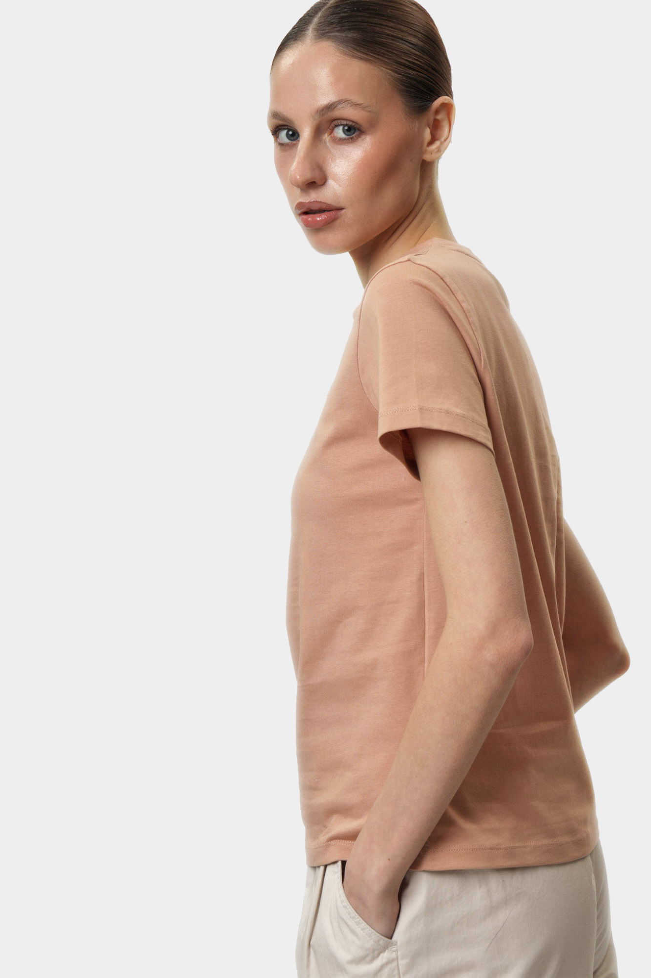 J20J225084 футболка calvin klein jeans 