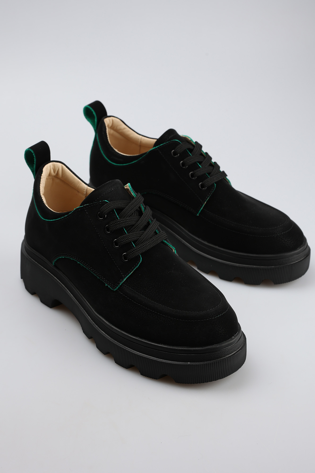 2751808BC Туфли Marc Cony Черный